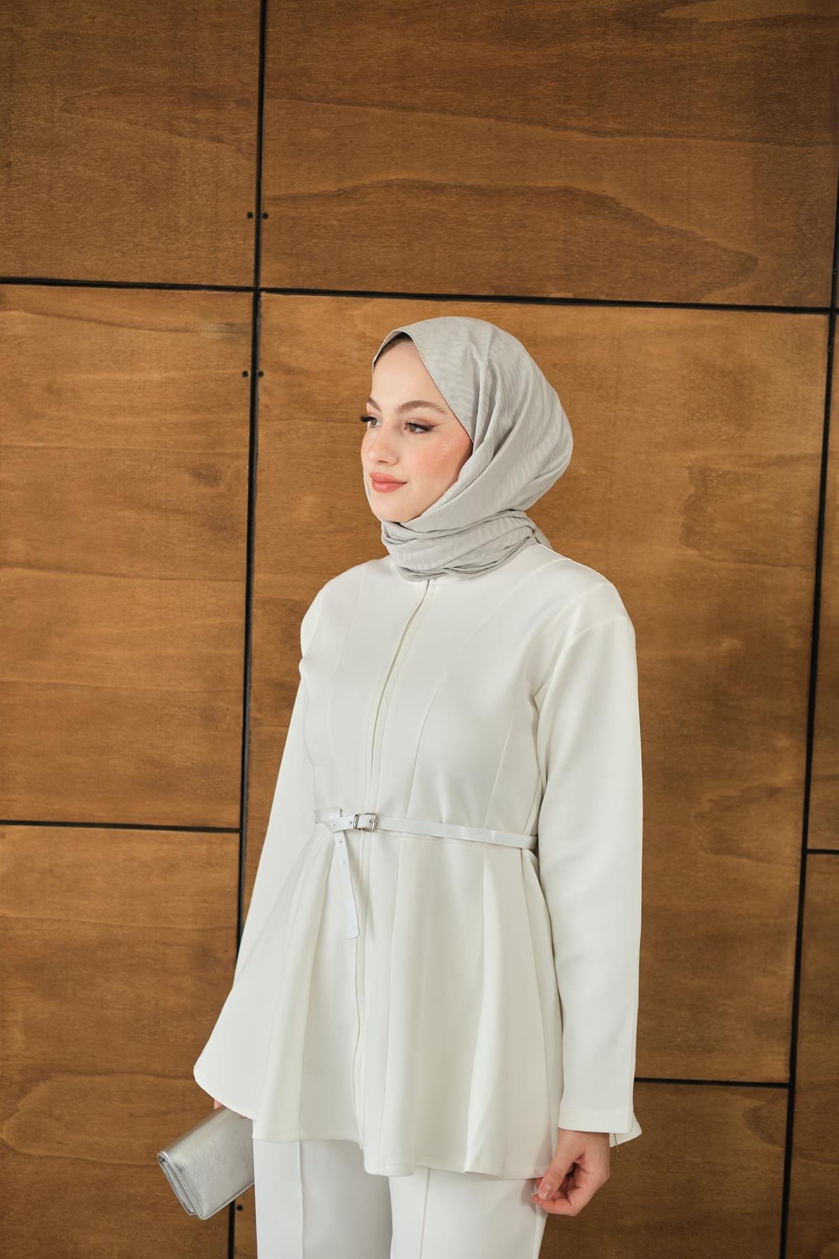 Femuarlı Scuba Takım Ekru