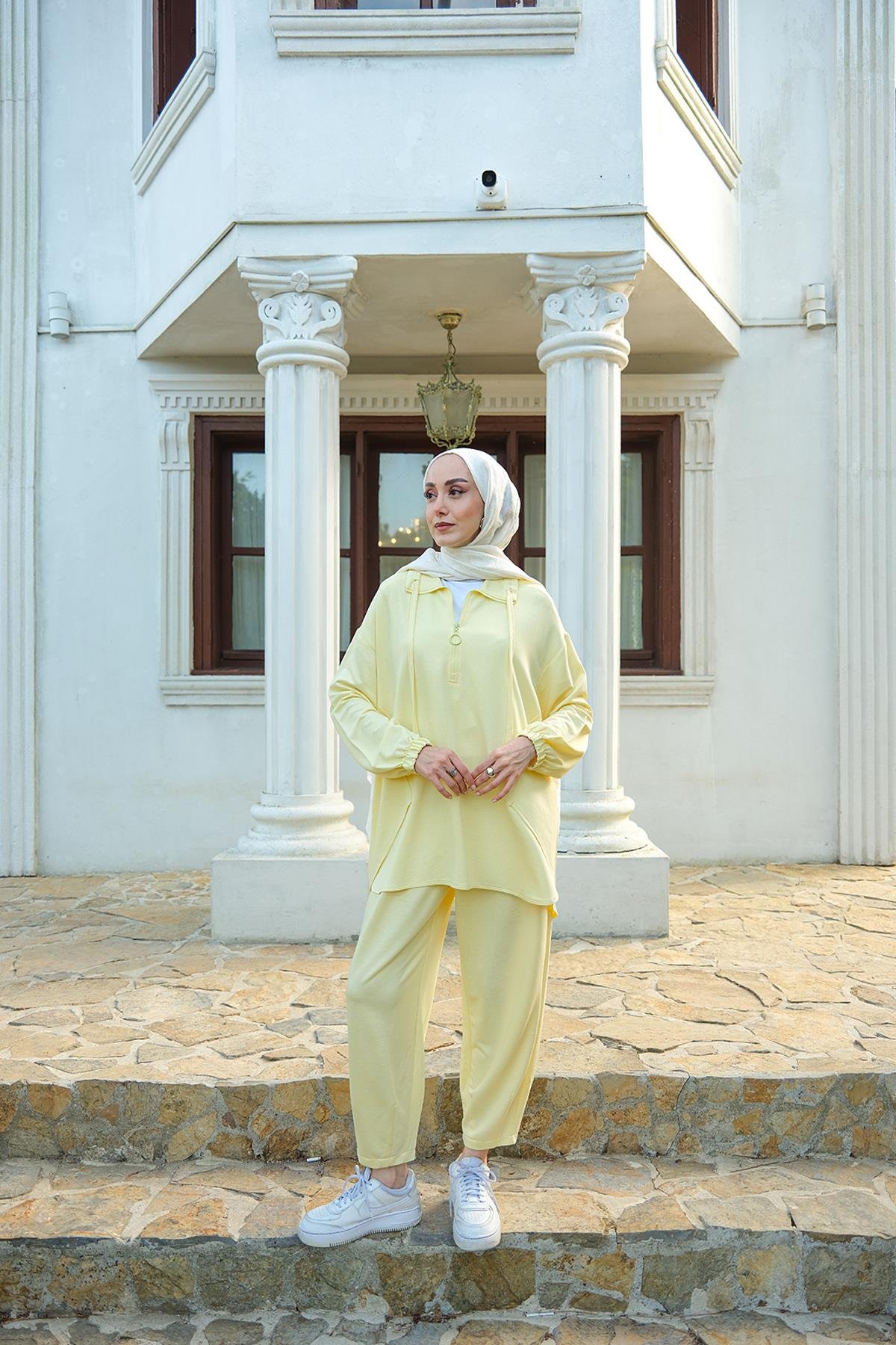 Fermuar Detay İkili Takım Sarı