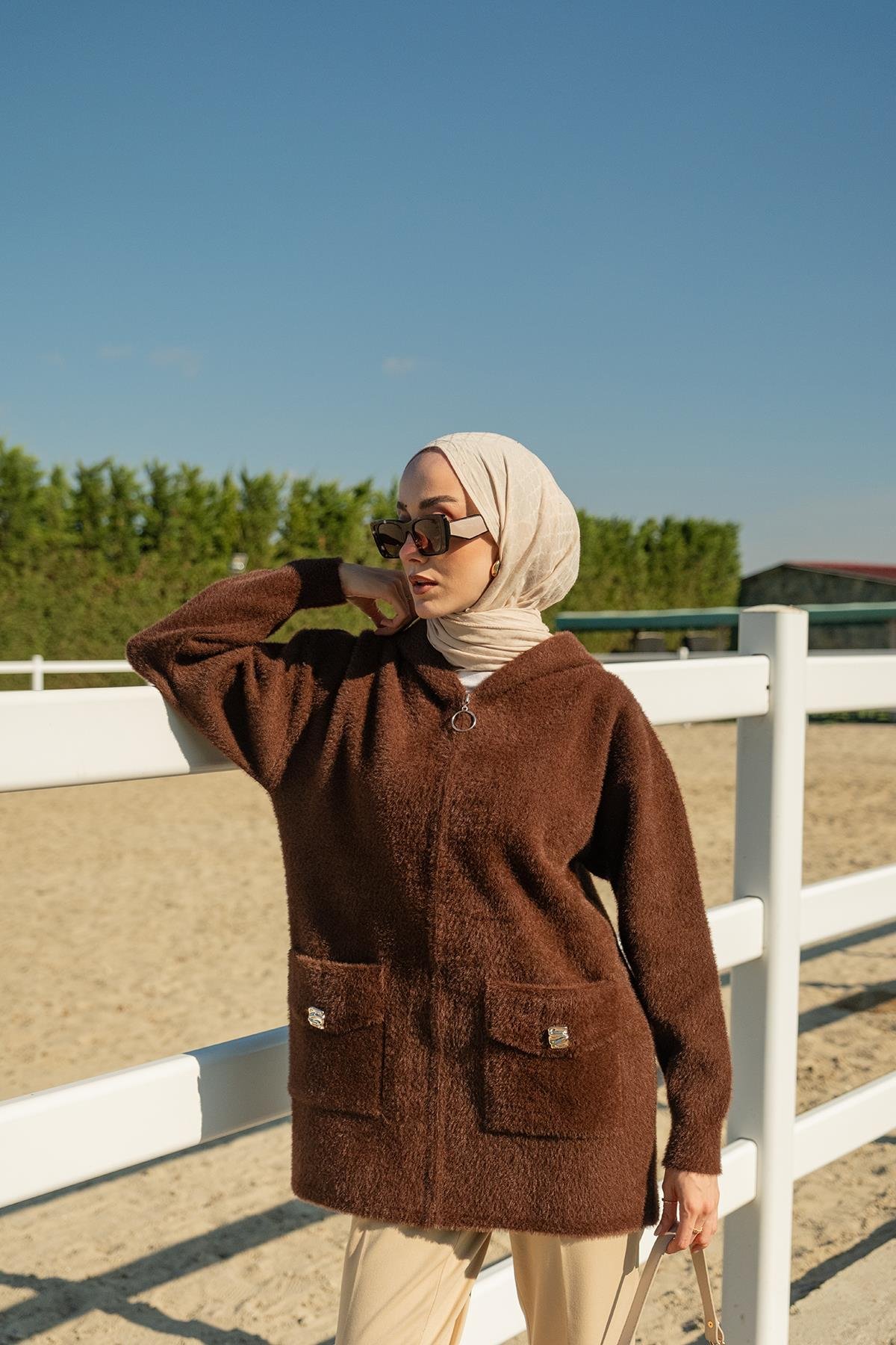 Fermuarlı Triko Ceket Kahverengi