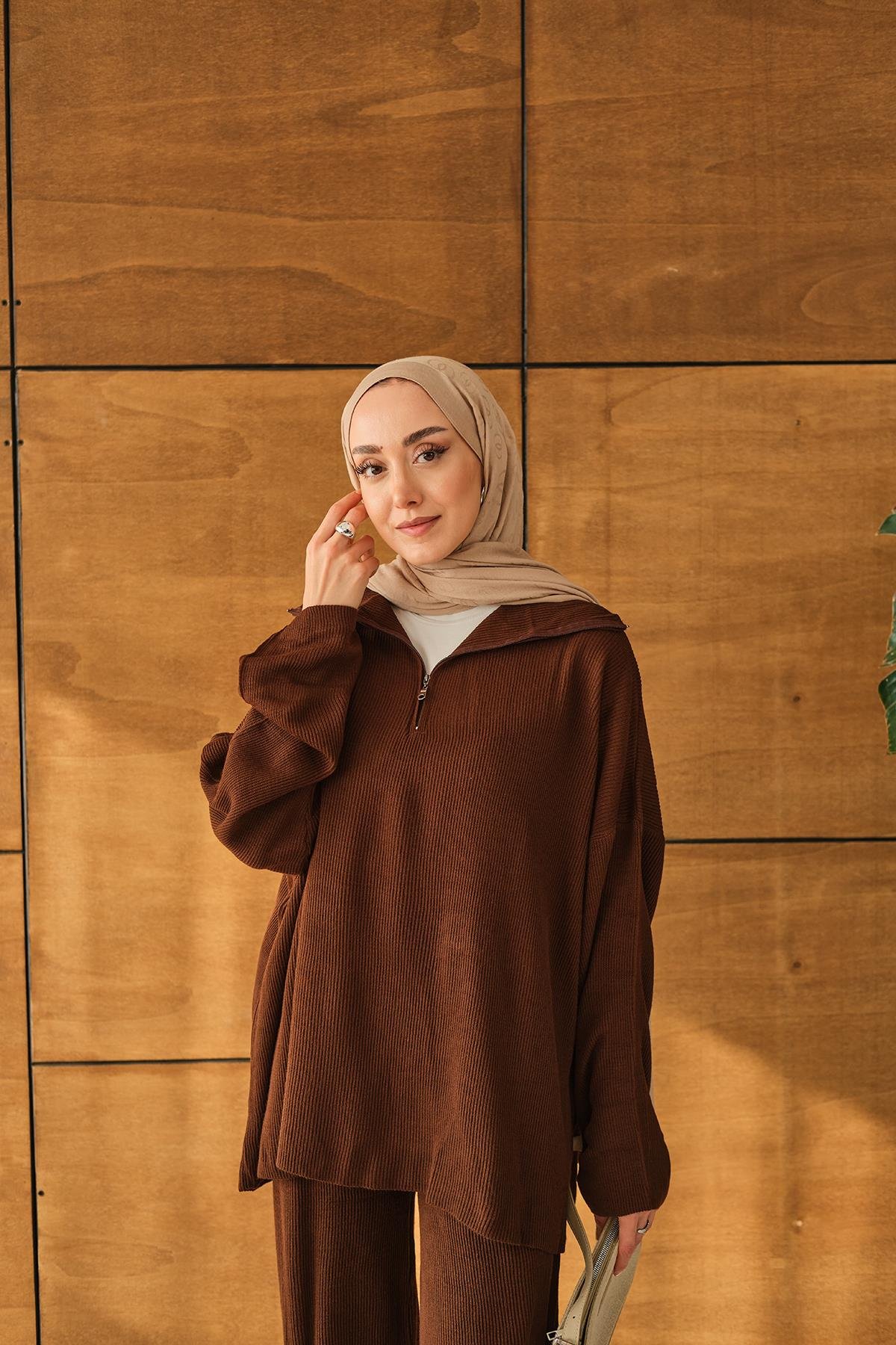 Fermuarlı Triko Takım Kahverengi