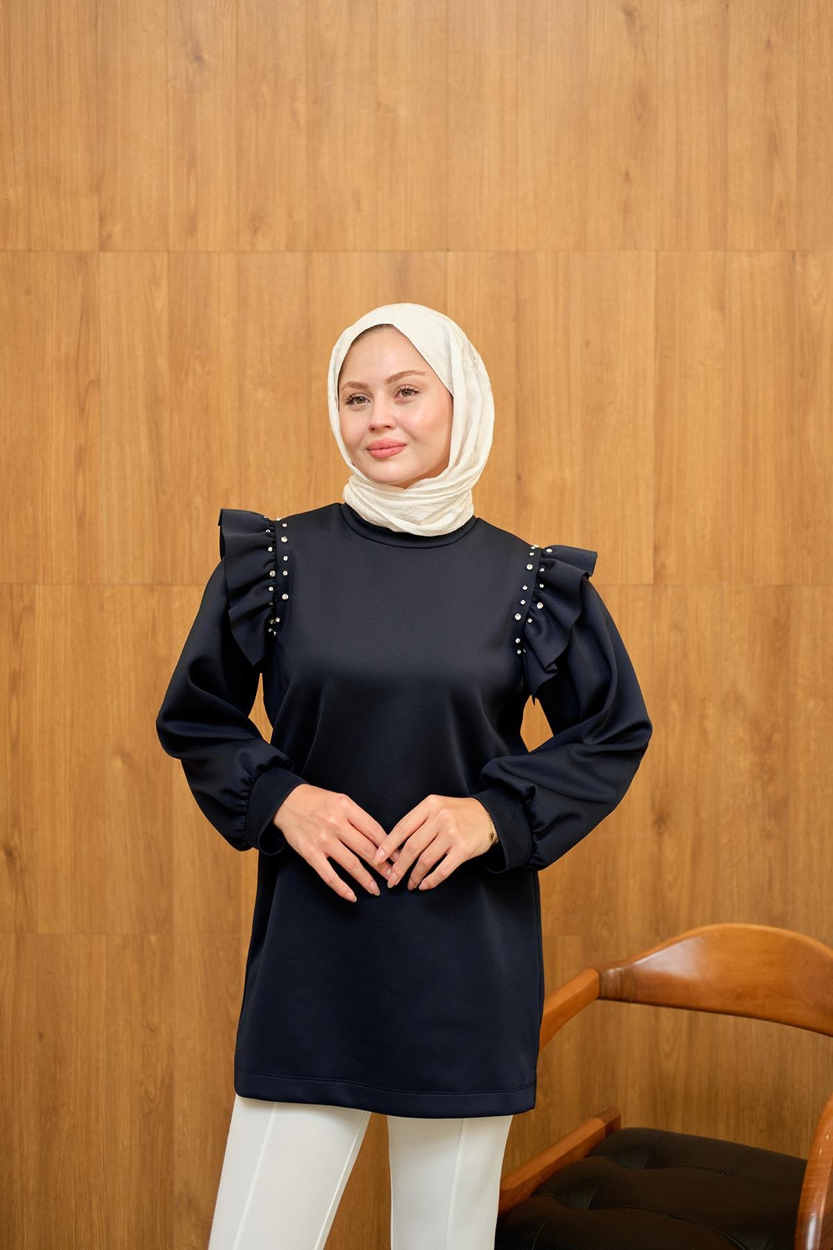 Fırfır Detay Taşlı Tunik Lacivert