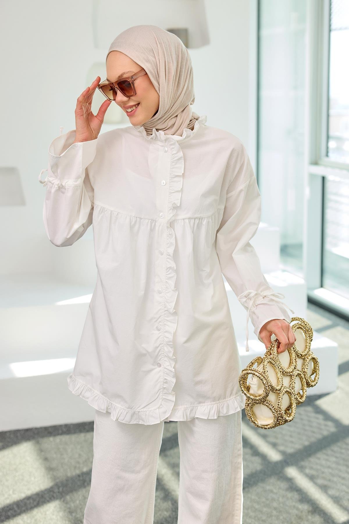 Fırfır Detaylı Gömlek Beyaz