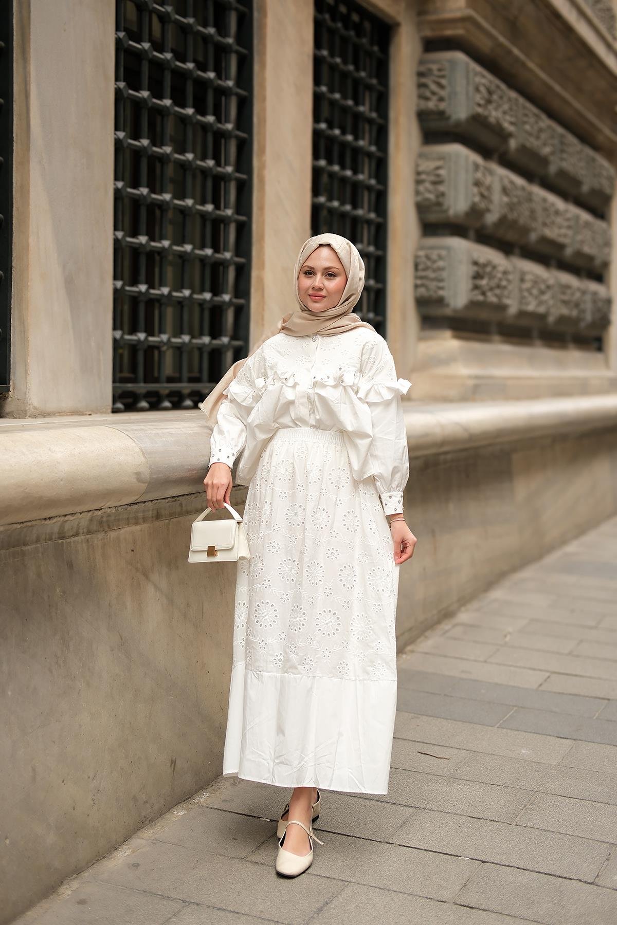 Fırfırı Taş İşlemeli Takım Beyaz