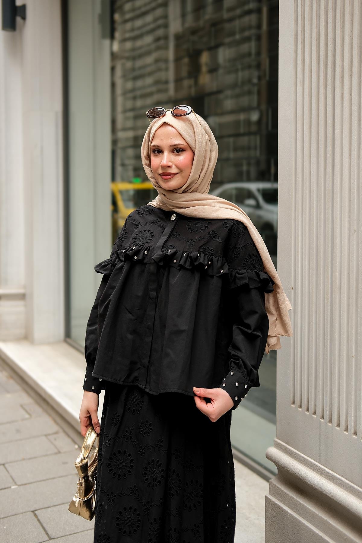 Fırfırı Taş İşlemeli Takım Siyah