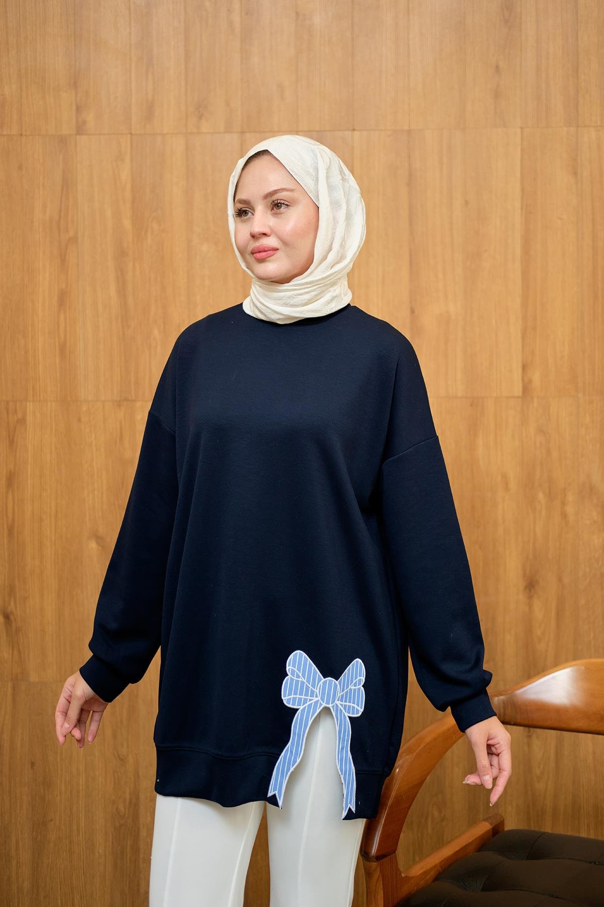 Fiyonk Nakışlı Tunik Lacivert