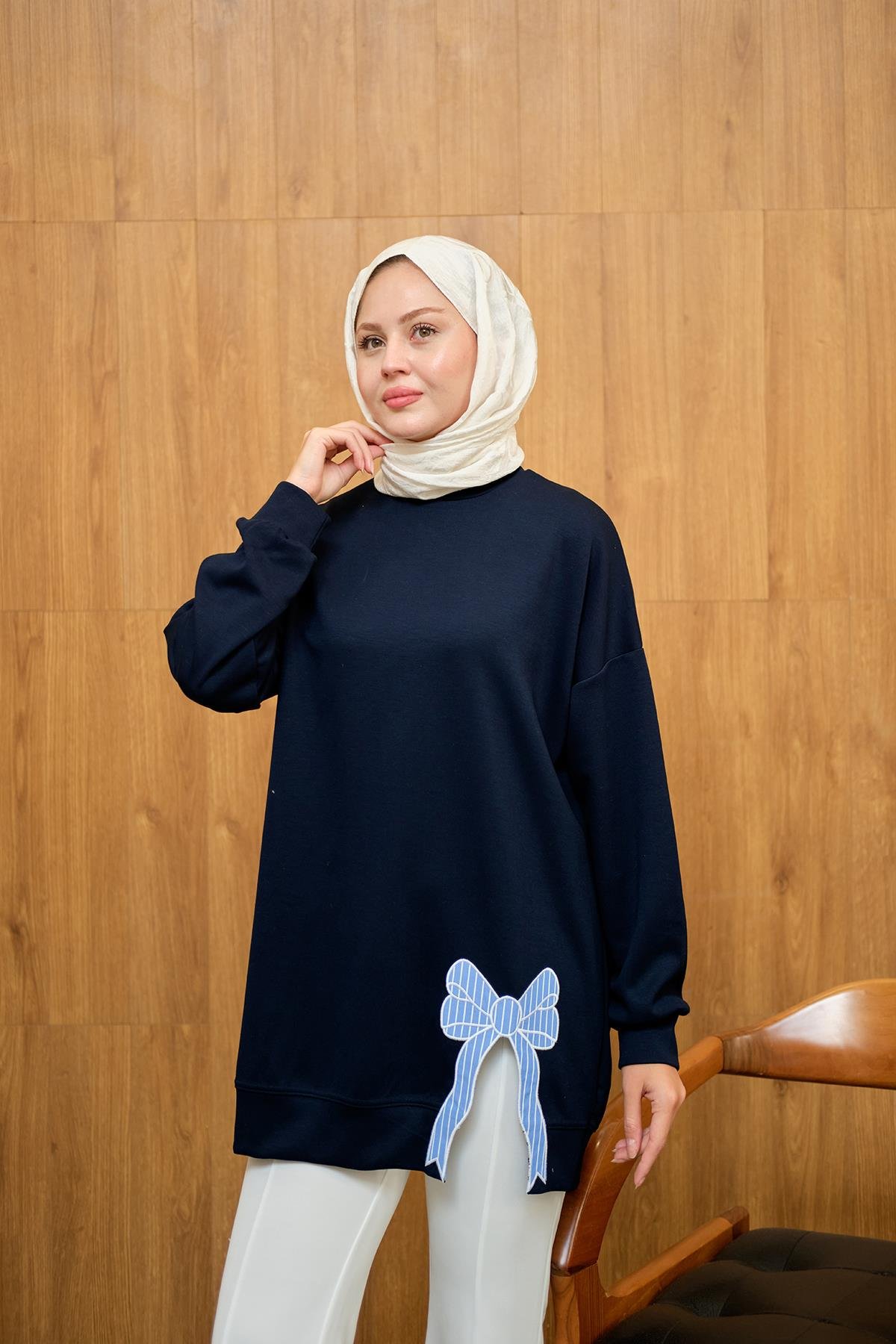 Fiyonk Nakışlı Tunik Lacivert