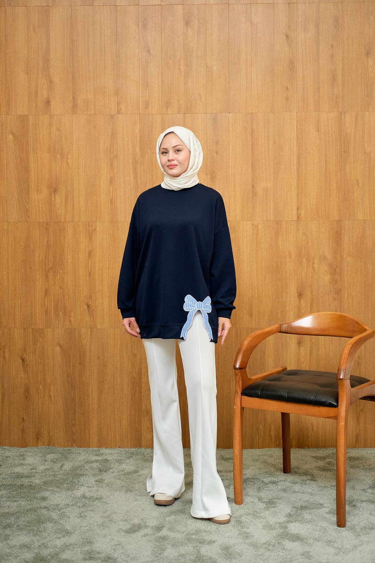 Fiyonk Nakışlı Tunik Lacivert