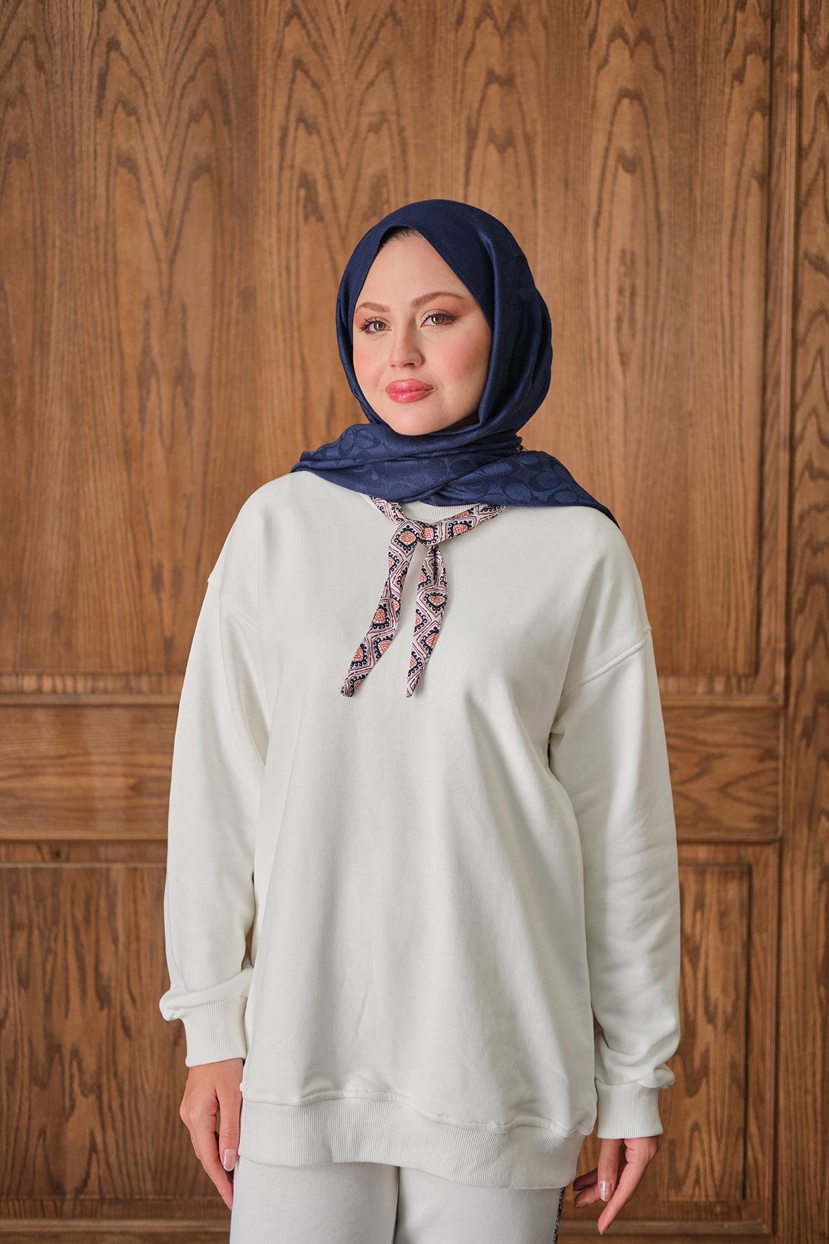 Fularlı İkili Takım Beyaz