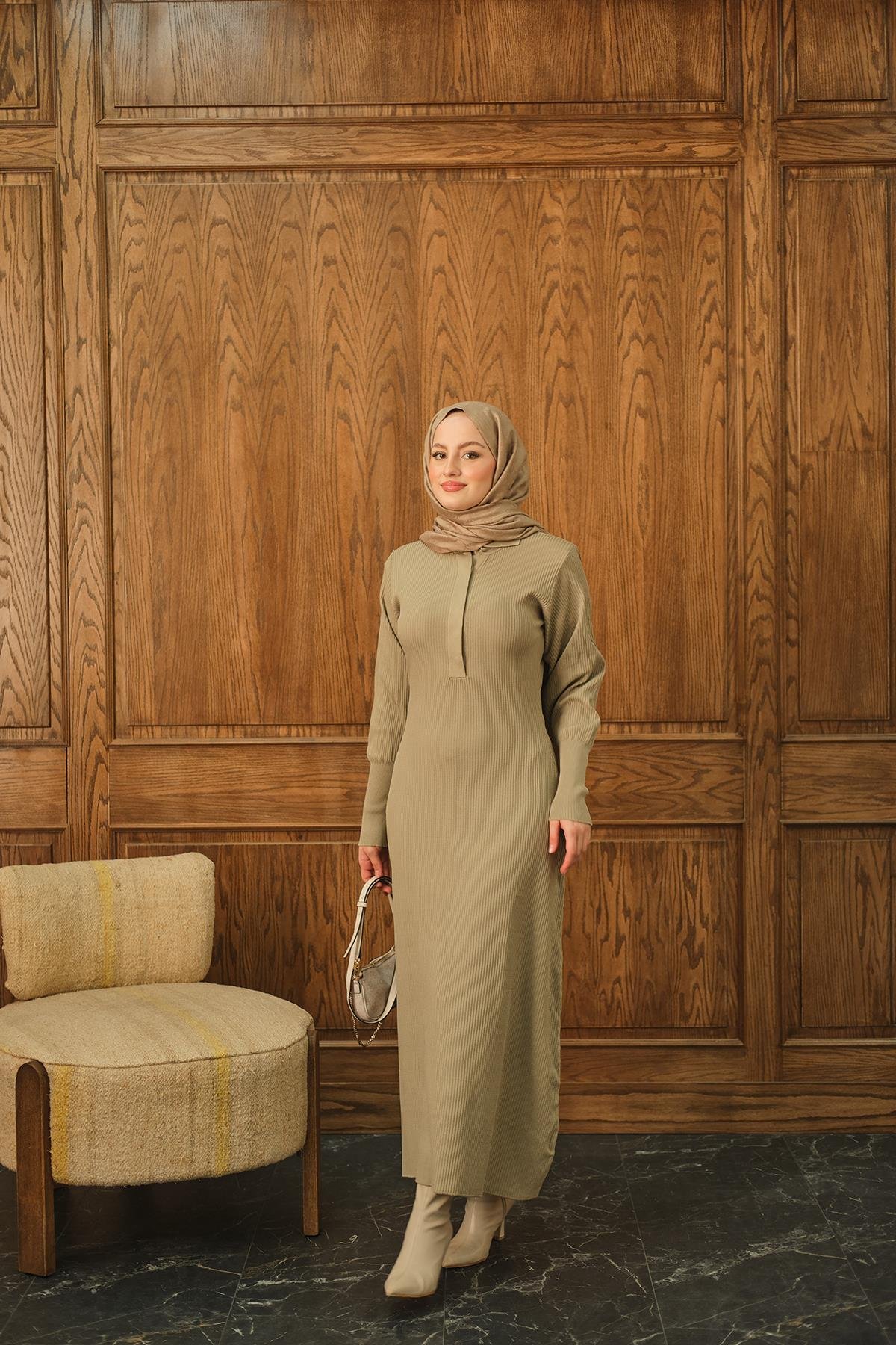 Gizli Düğme Detaylı Elbise Vizon