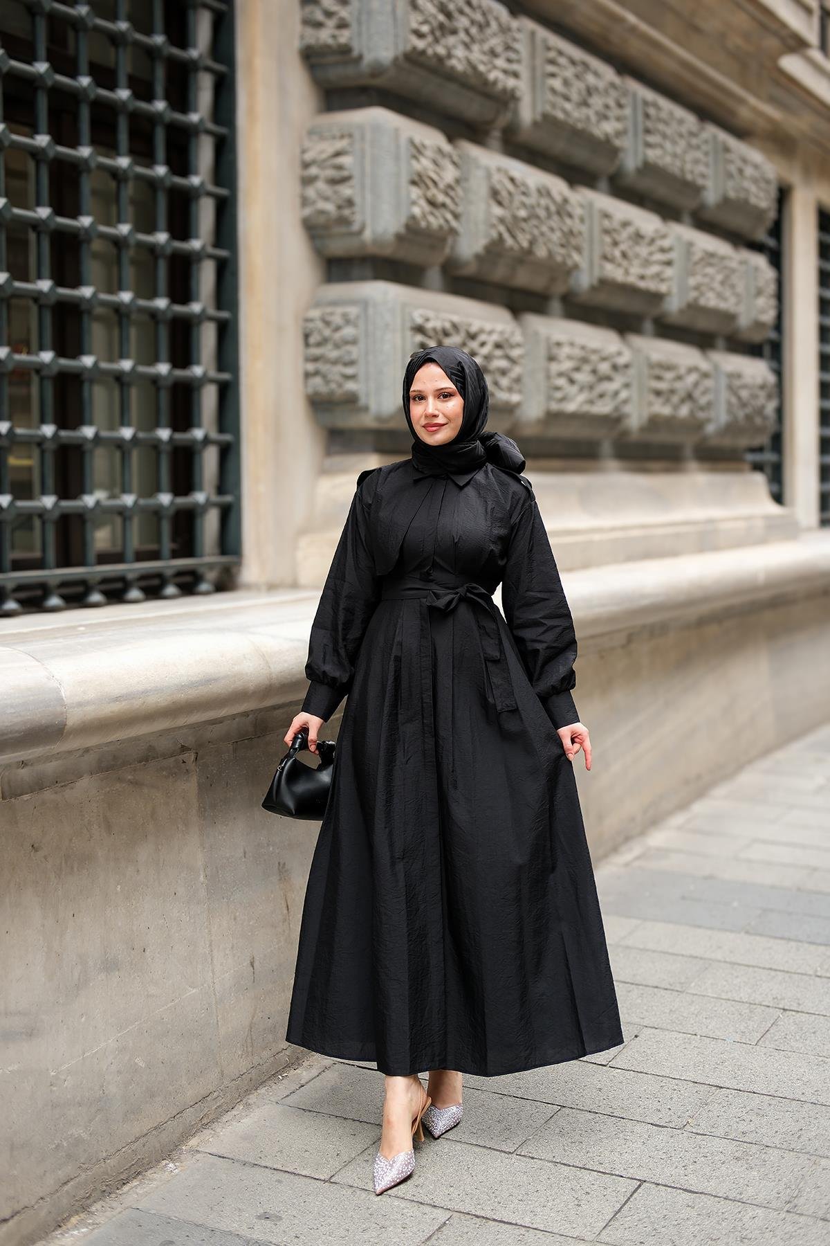 Gizli Düğmeli Apolet Detay Elbise Siyah