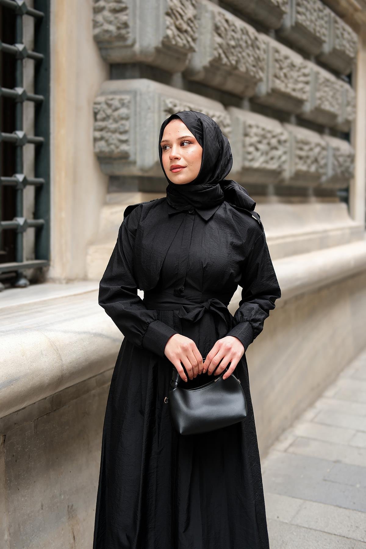 Gizli Düğmeli Apolet Detay Elbise Siyah