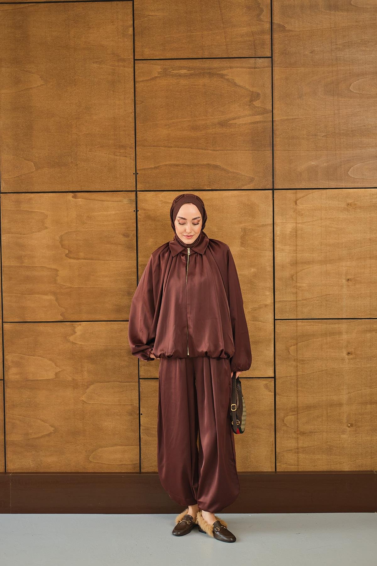 Gizli Fermuar Detay Takım Kahverengi