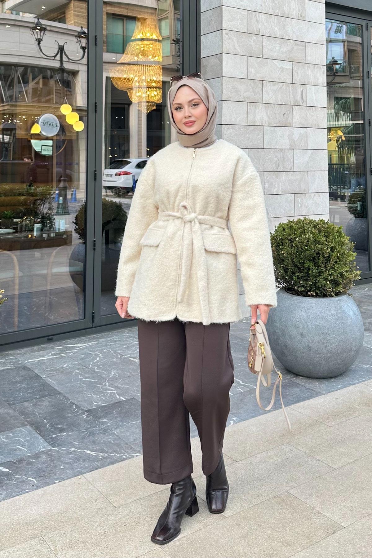 Gizli Fermuarlı Detay Bel Bağlamalı Ceket Krem