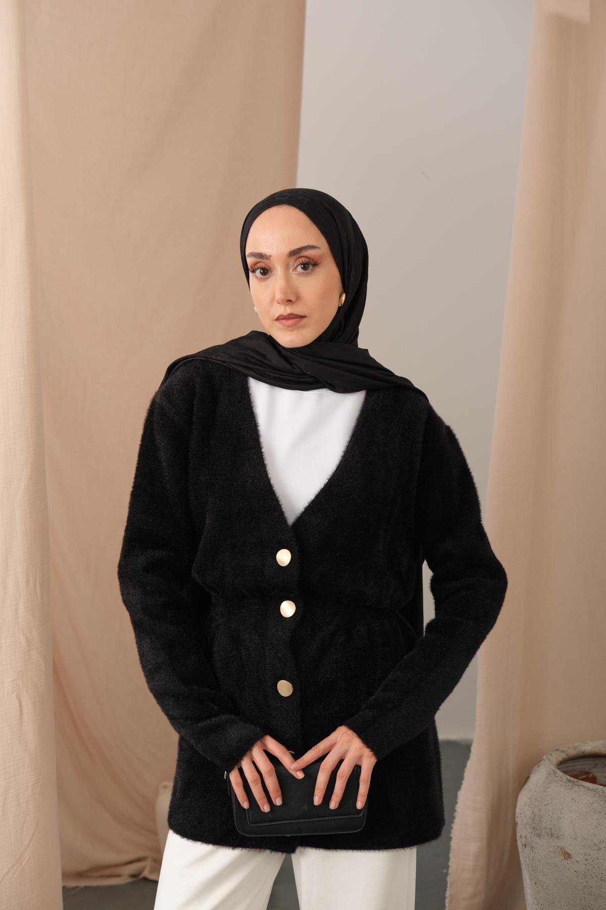 Gold Düğme Detay Hırka Siyah