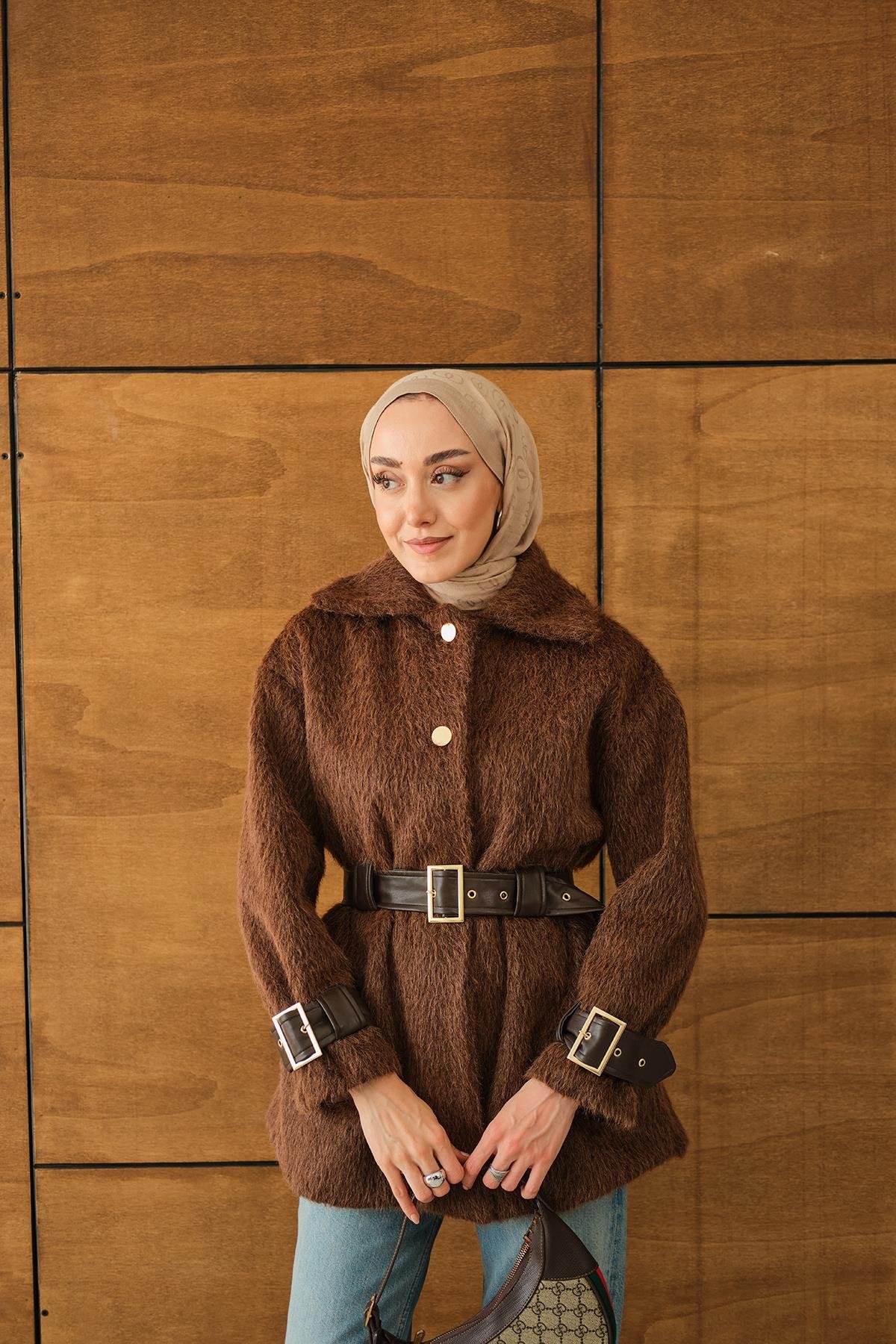 Gold Düğme Detay Kemerli Ceket Kahverengi