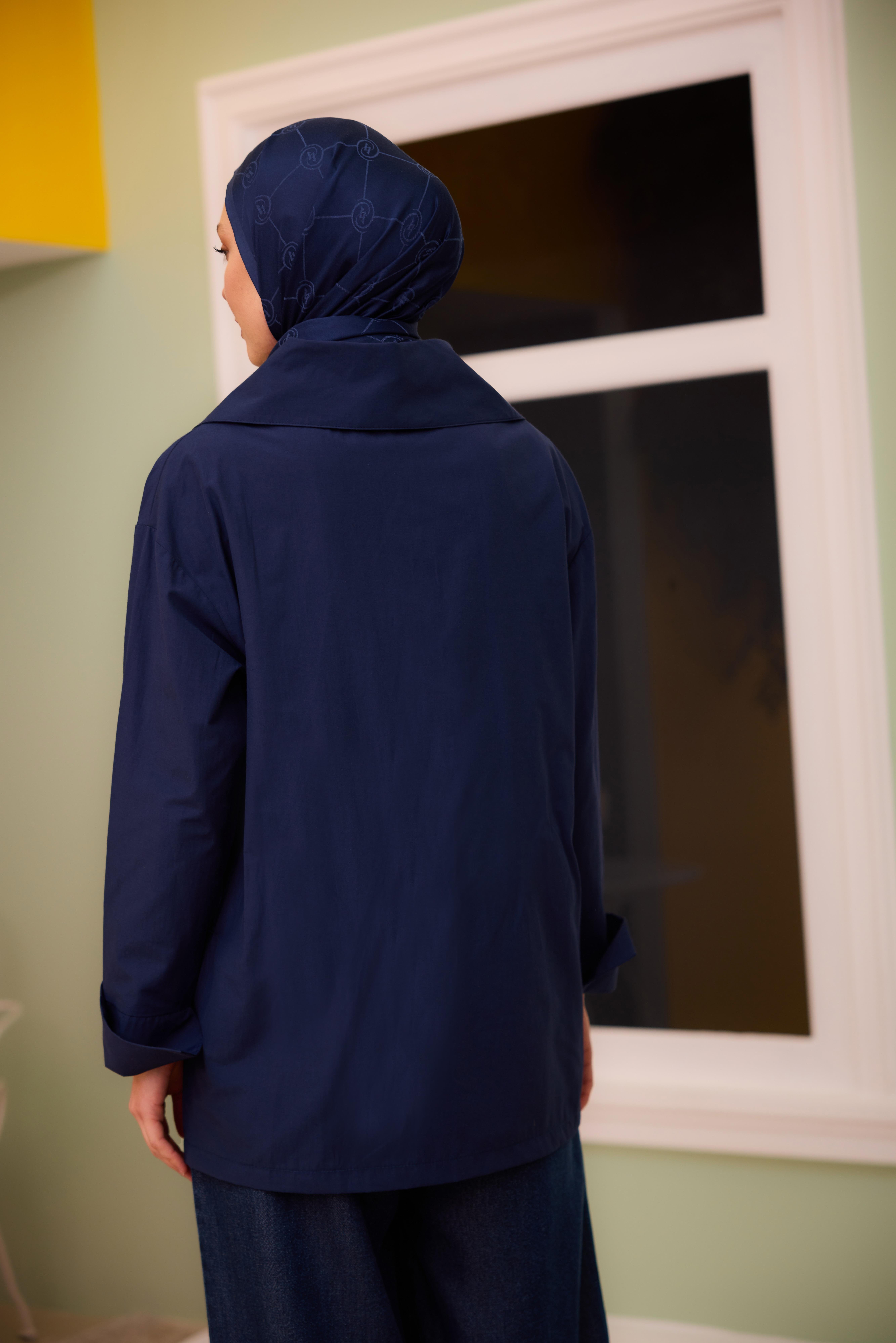 Gold Düğme Ve Kemer Detaylı Gömlek Lacivert