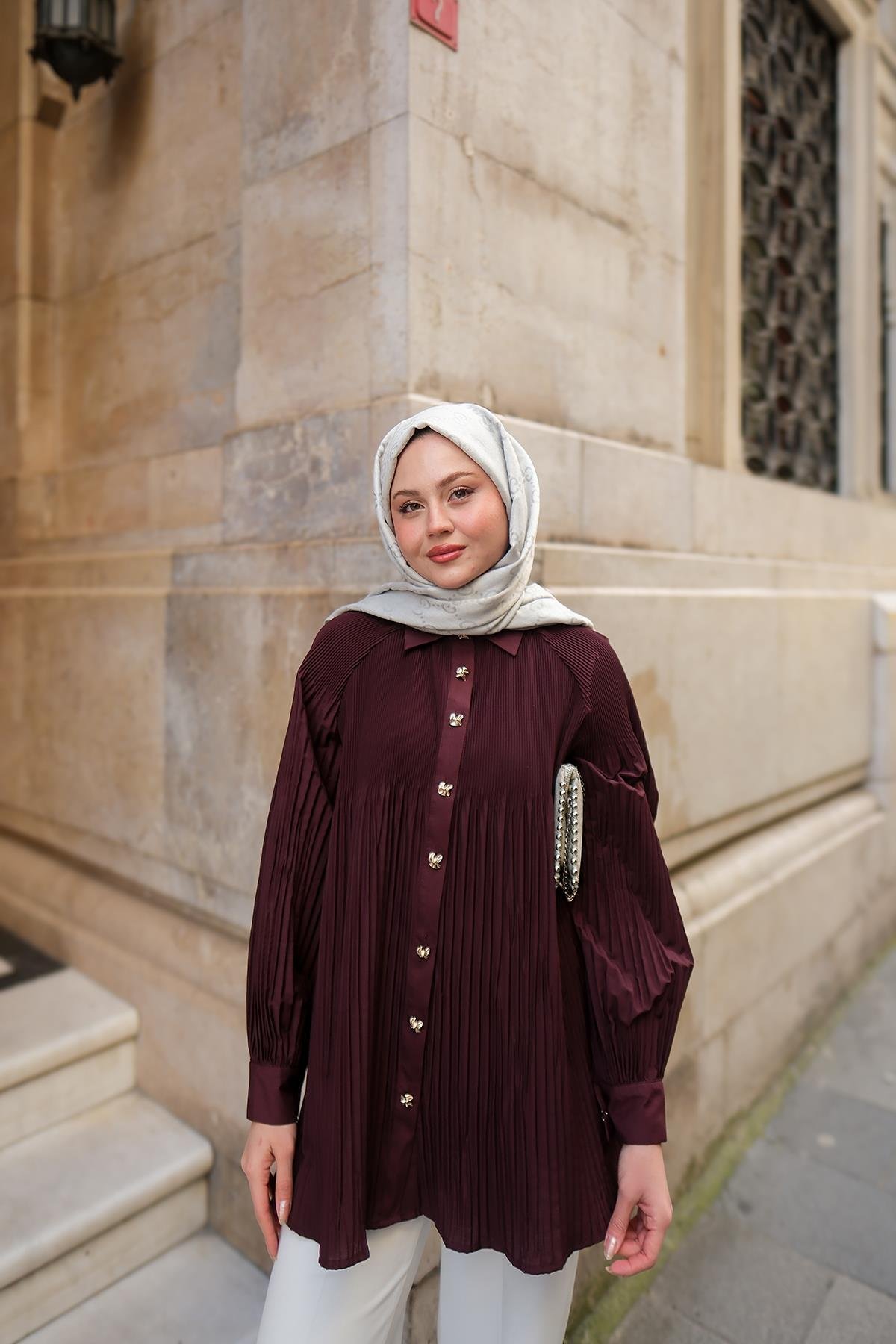 Gold Düğme Ve Piliseli Gömlek Bordo