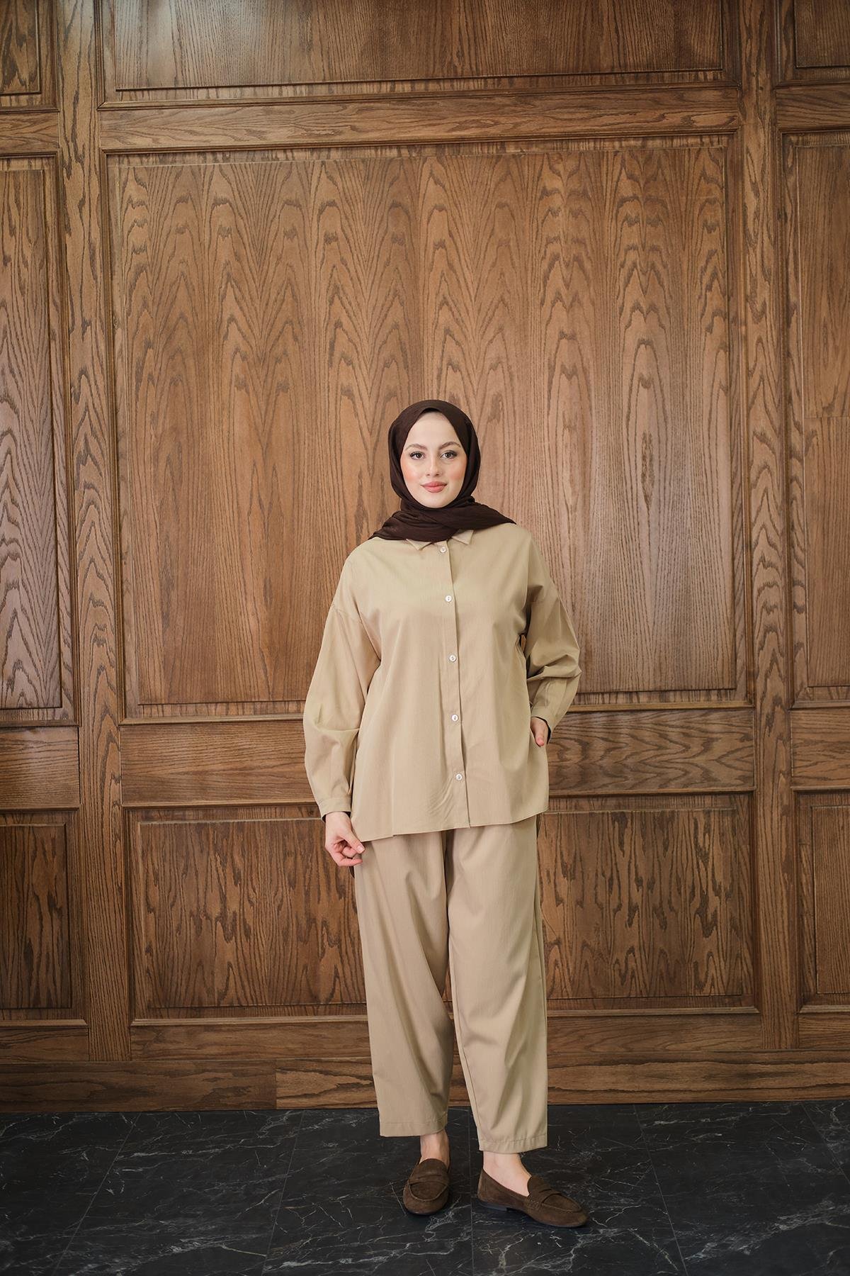 Gömlekli Takım Bej