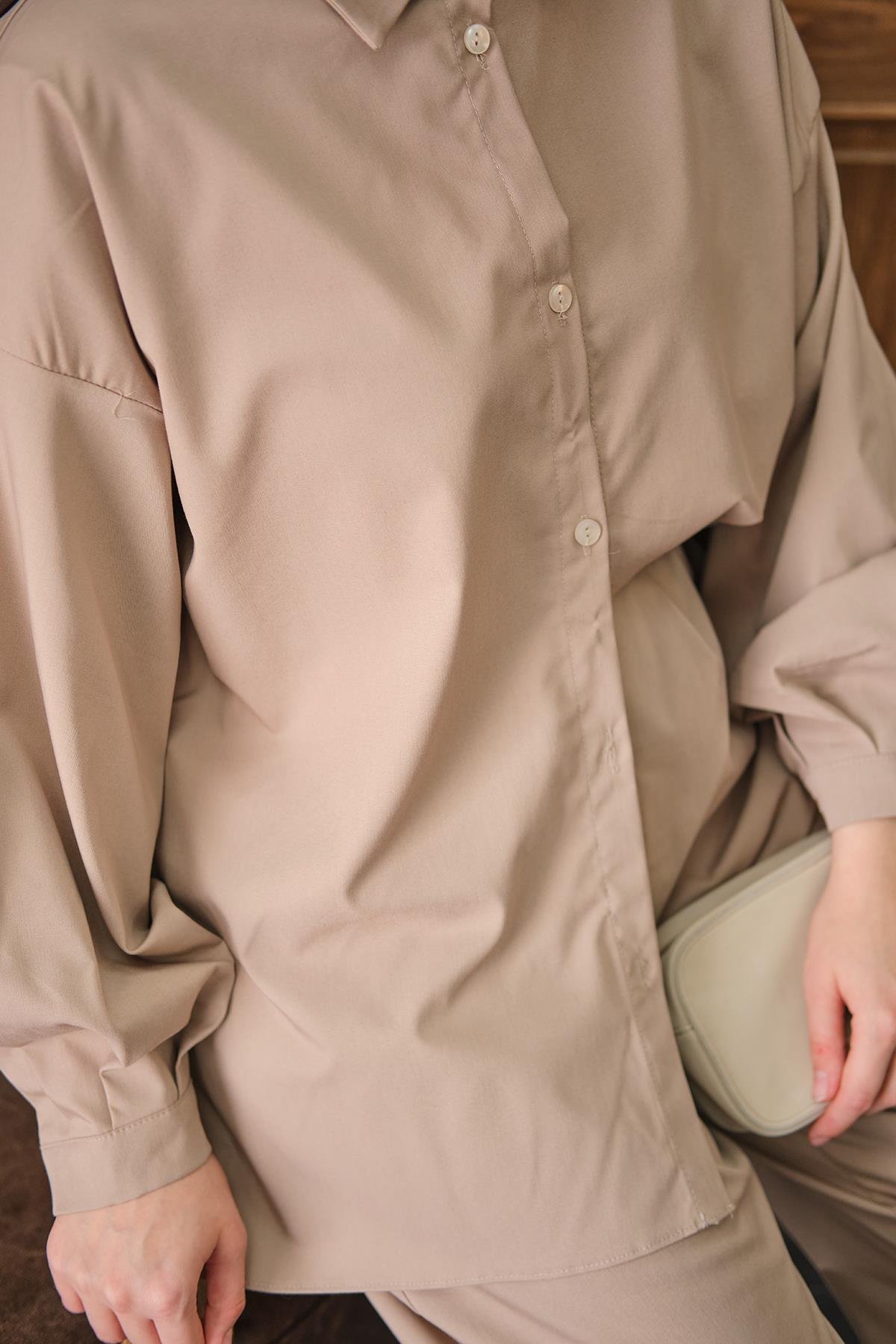 Gömlekli Takım Krem