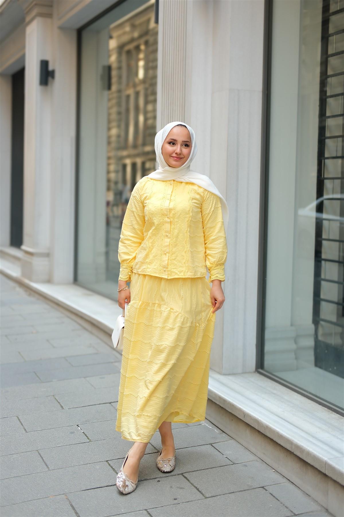 Güpür Detaylı Takım Sarı