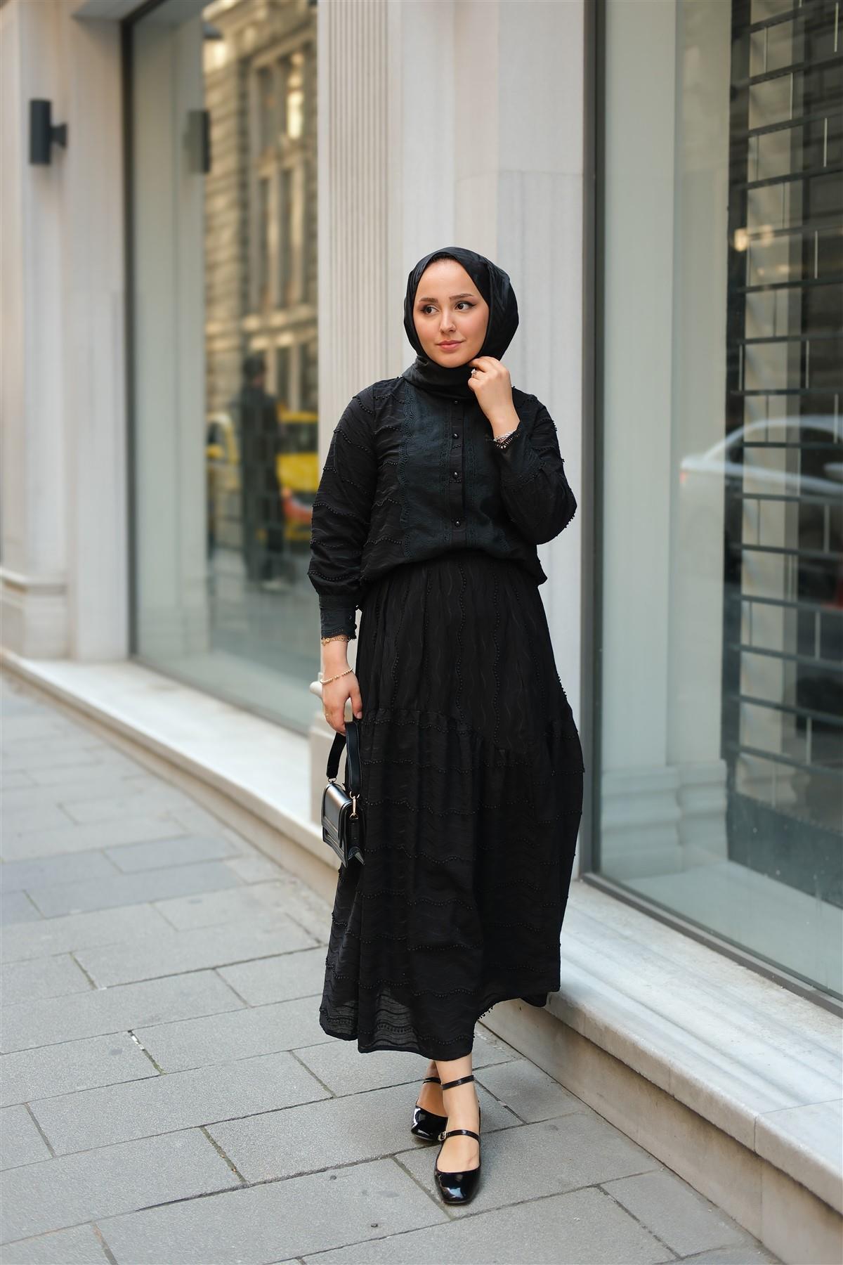 Güpür Detaylı Takım Siyah