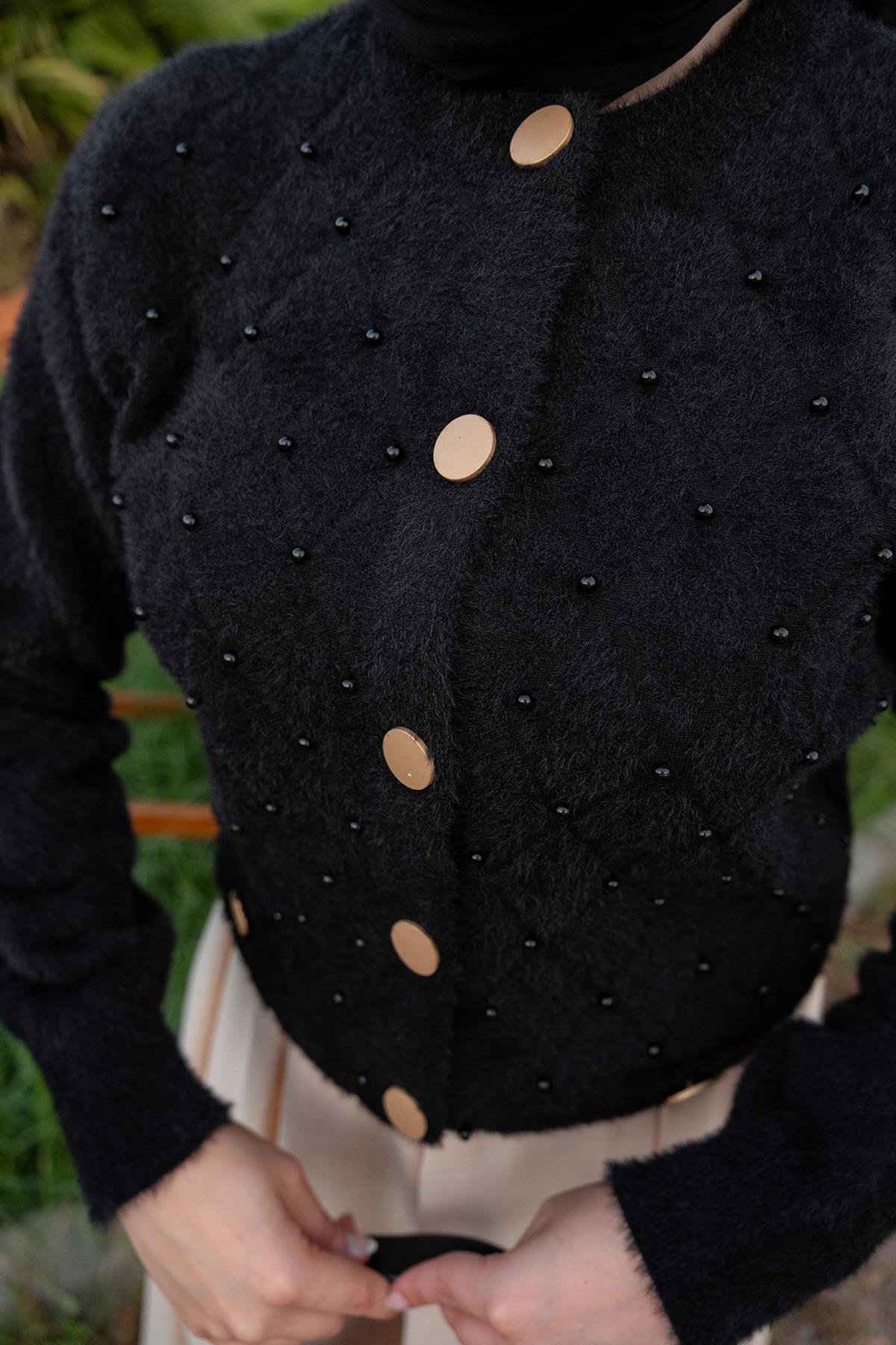 İnci Detay Triko Ceket Siyah