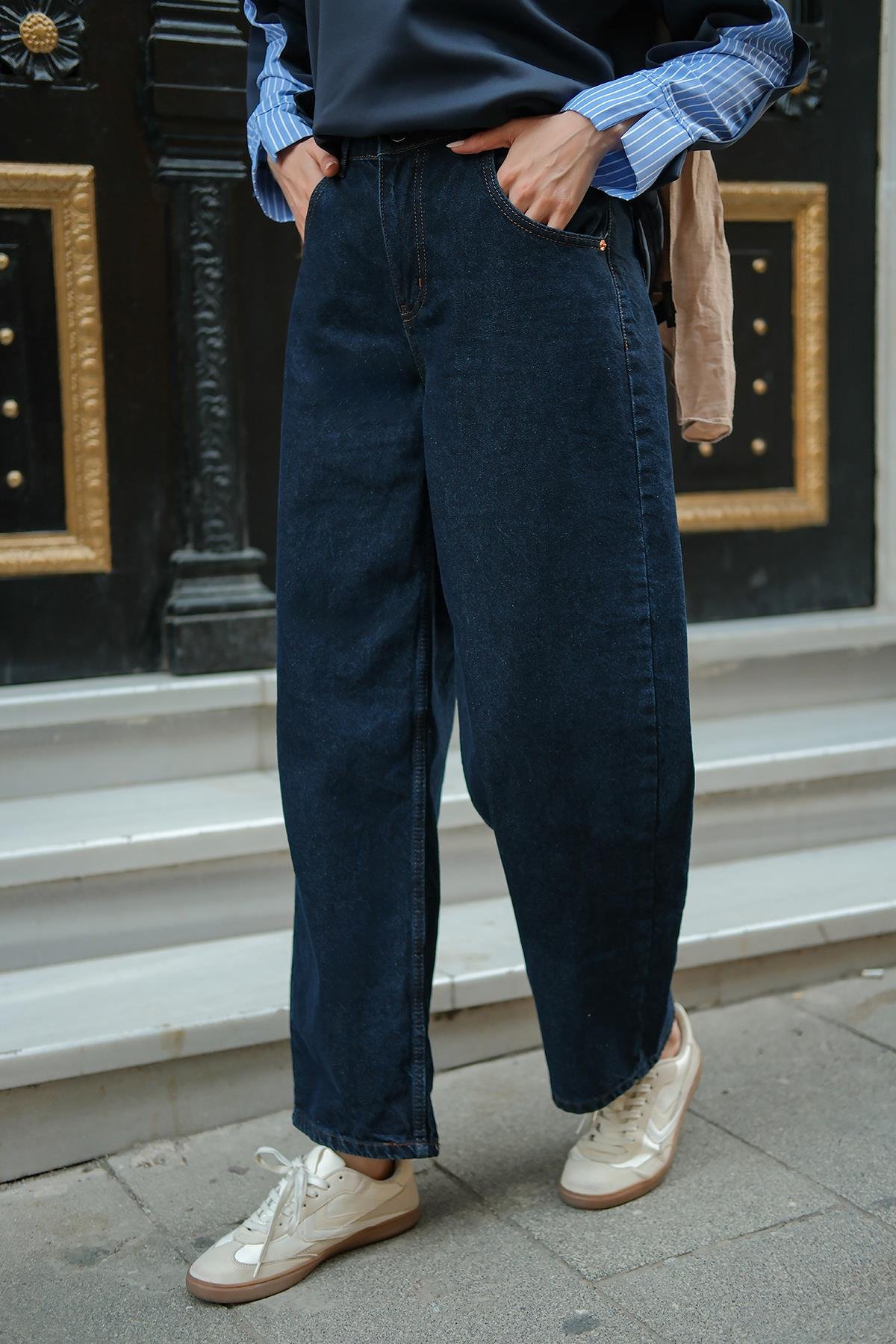 İp Kemerli Kot Pantolon Mavi