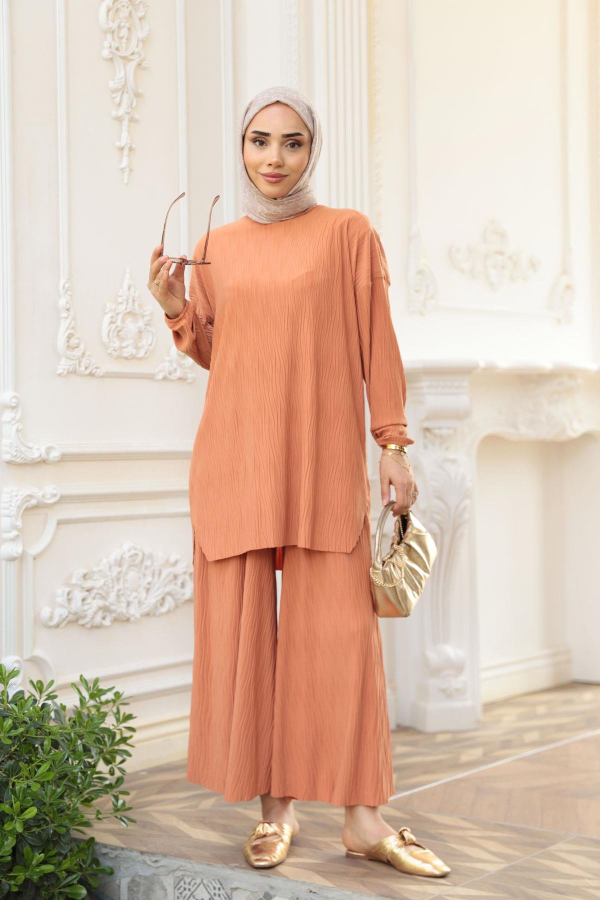 Kabarık Kumaş Takım Turuncu