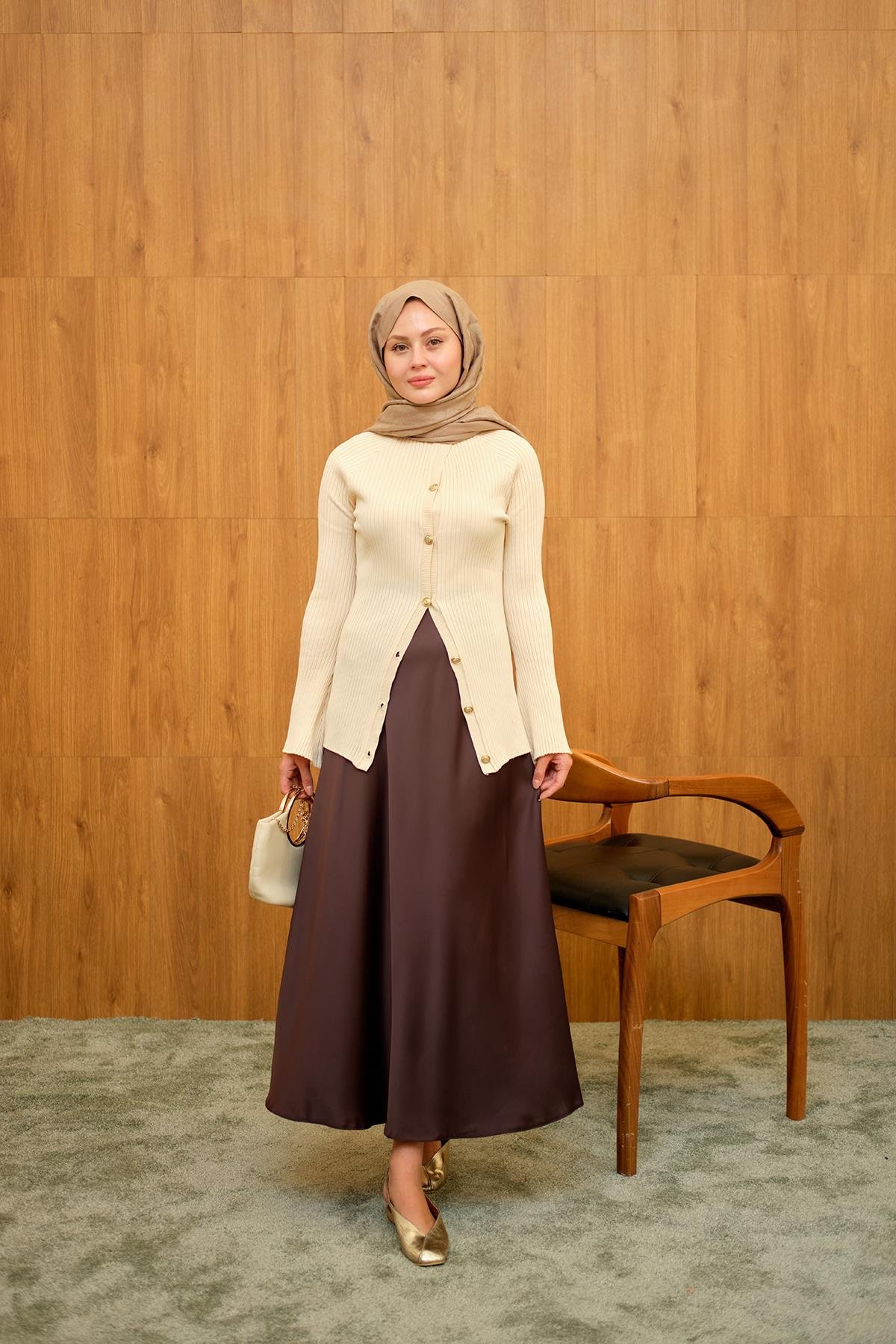 Kabartma Çizgi Detaylı Hırka Krem