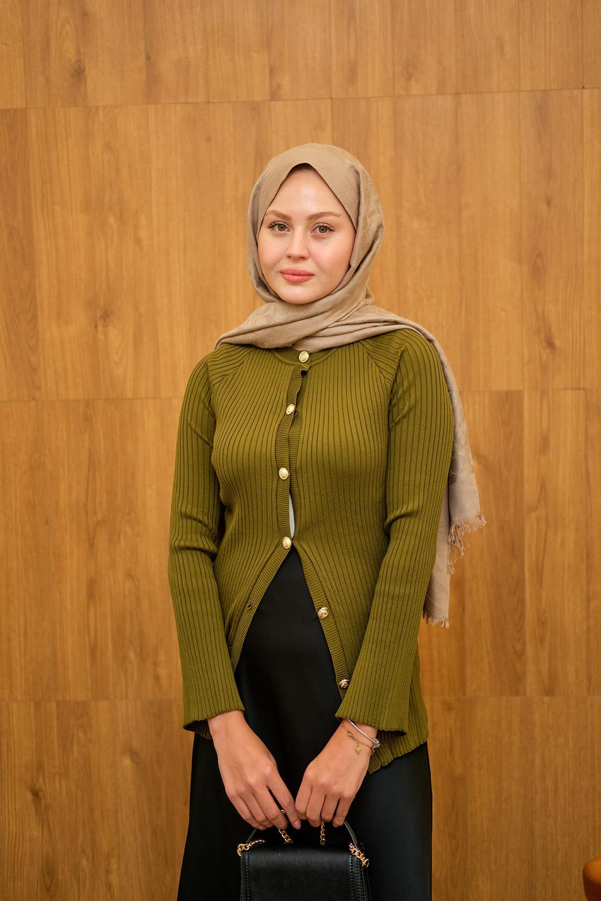 Kabartma Çizgi Detaylı Hırka Yağ Yeşil