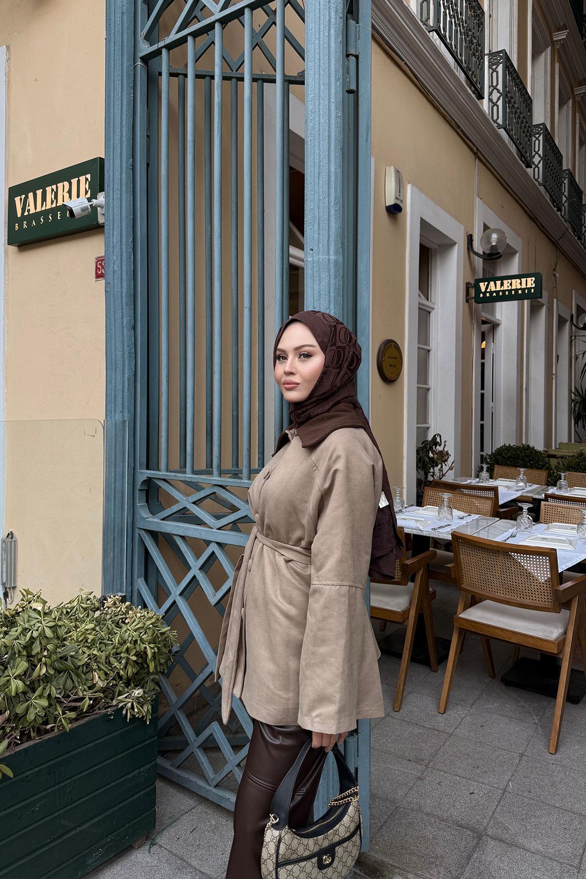 Kadife Kaplama Garnili Trenç Vizon