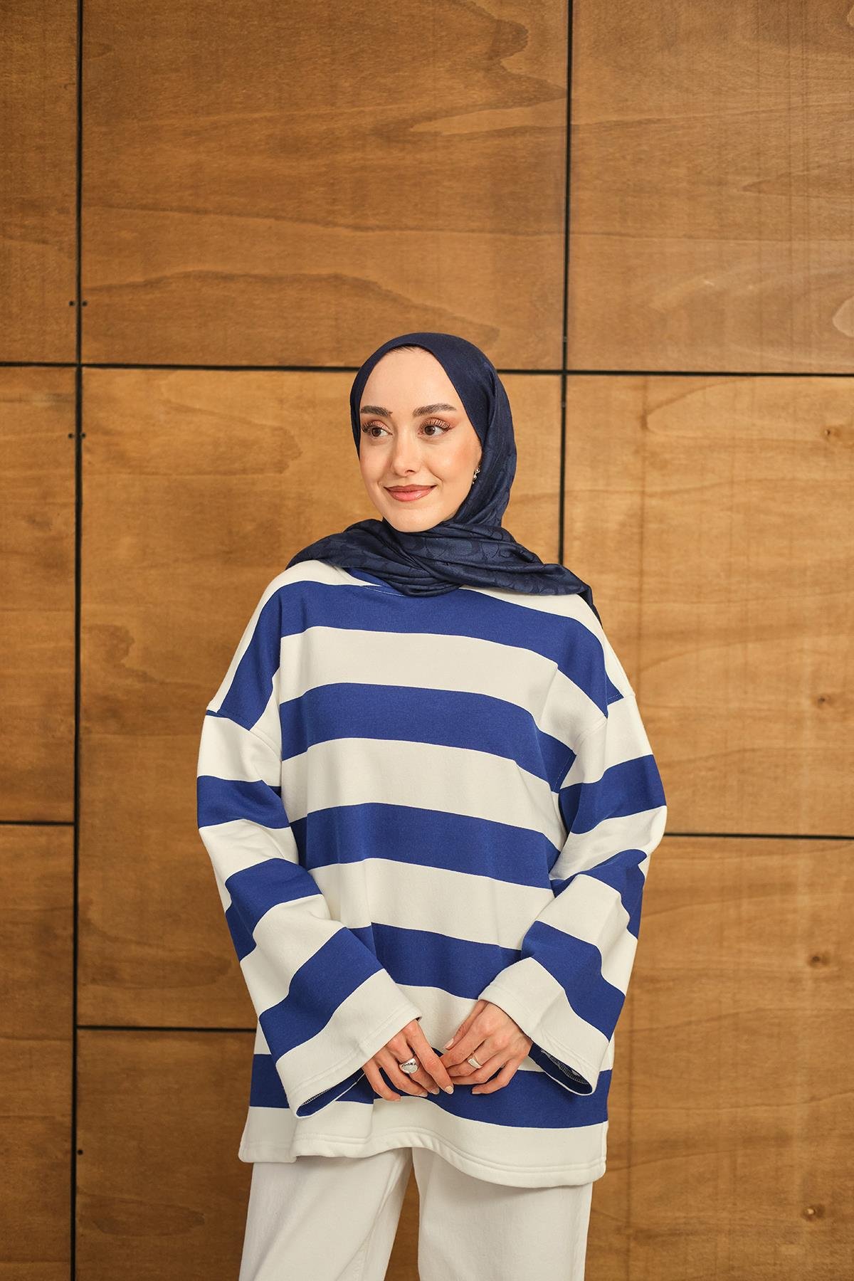 Kalın Çizgili Sweat Lacivert