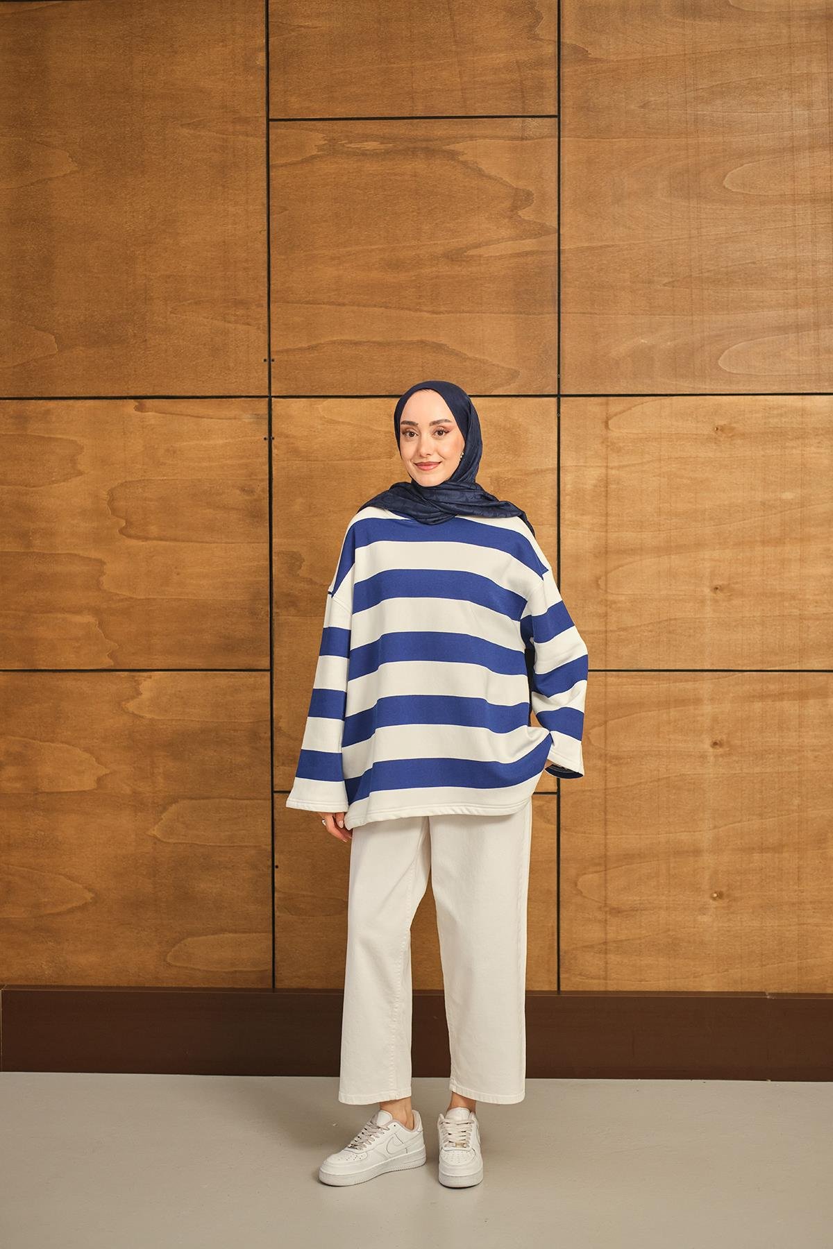 Kalın Çizgili Sweat Lacivert