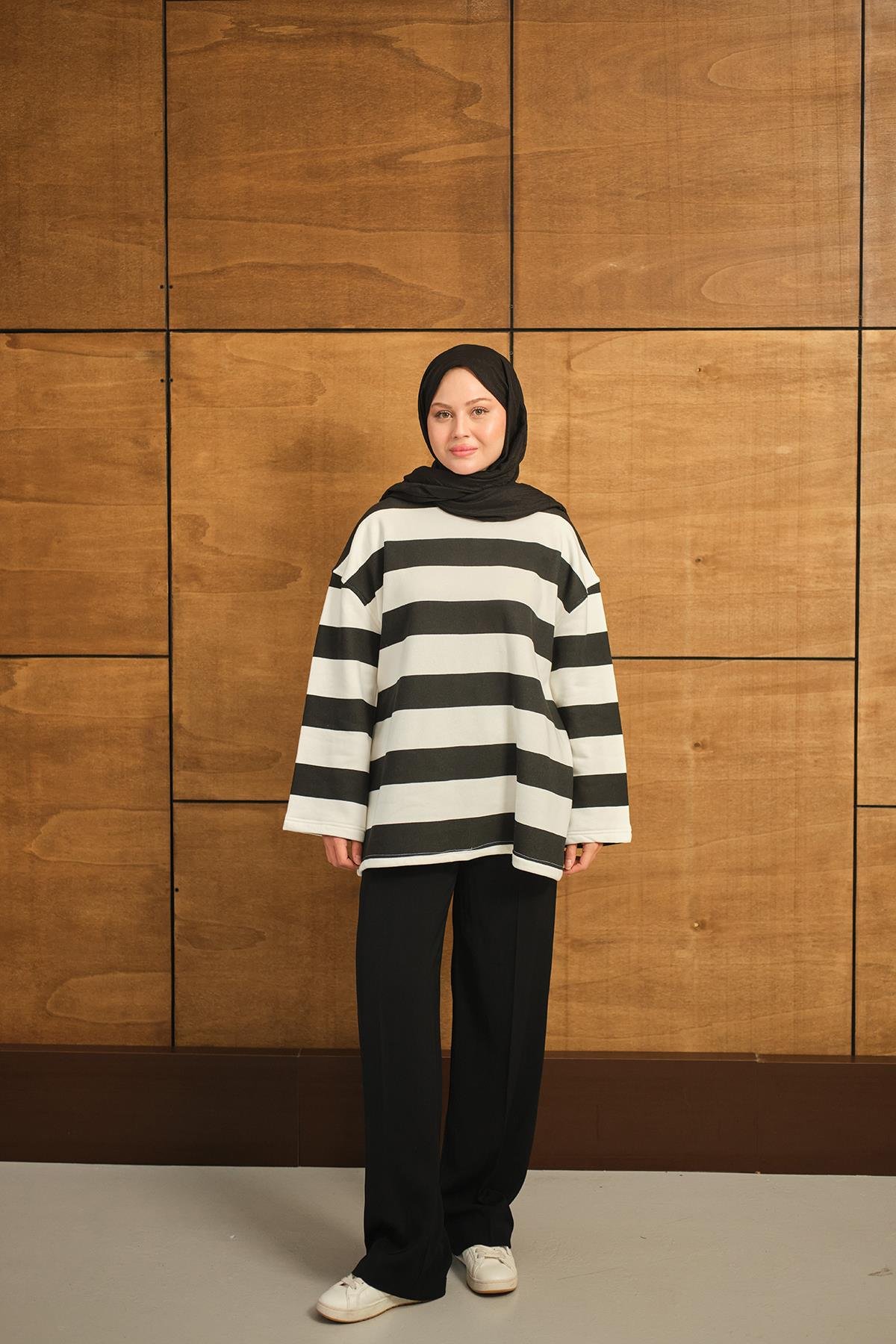 Kalın Çizgili Sweat Siyah