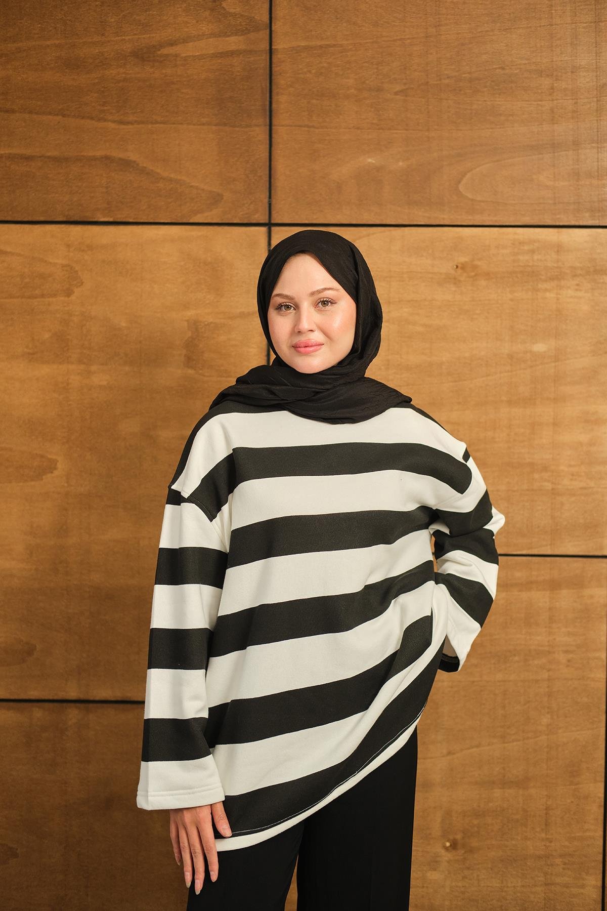 Kalın Çizgili Sweat Siyah