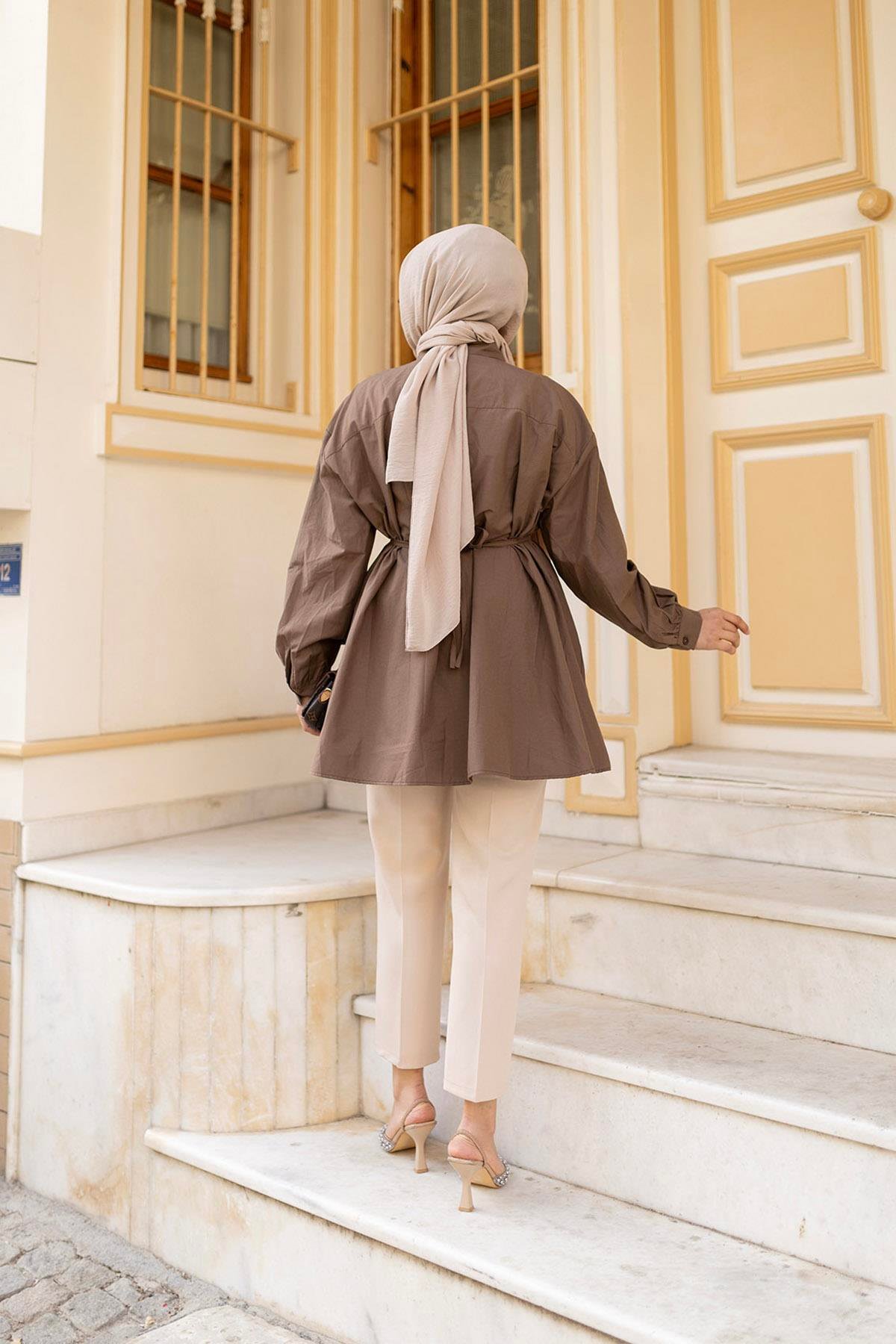 Kalp Aksesuarlı Gömlek Kahverengi