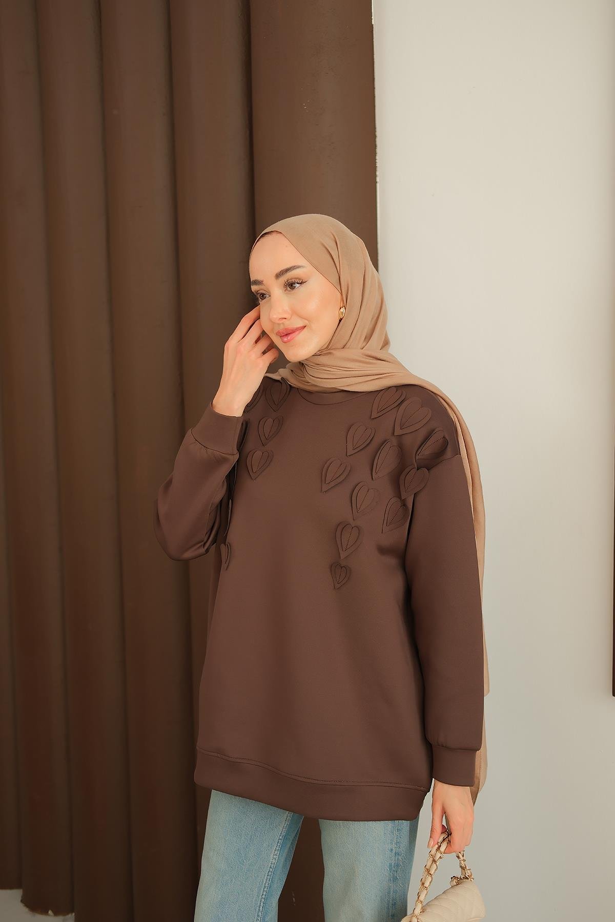 Kalp Detaylı Tunik Kahverengi