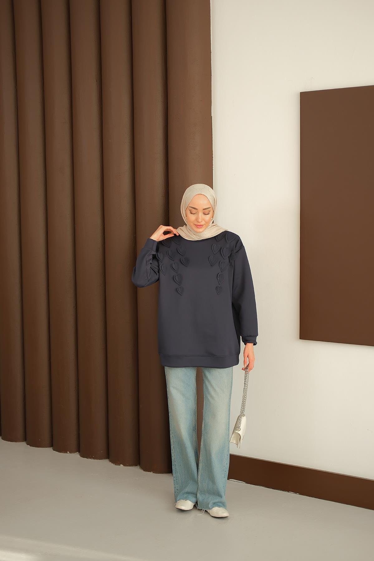 Kalp Detaylı Tunik Lacivert