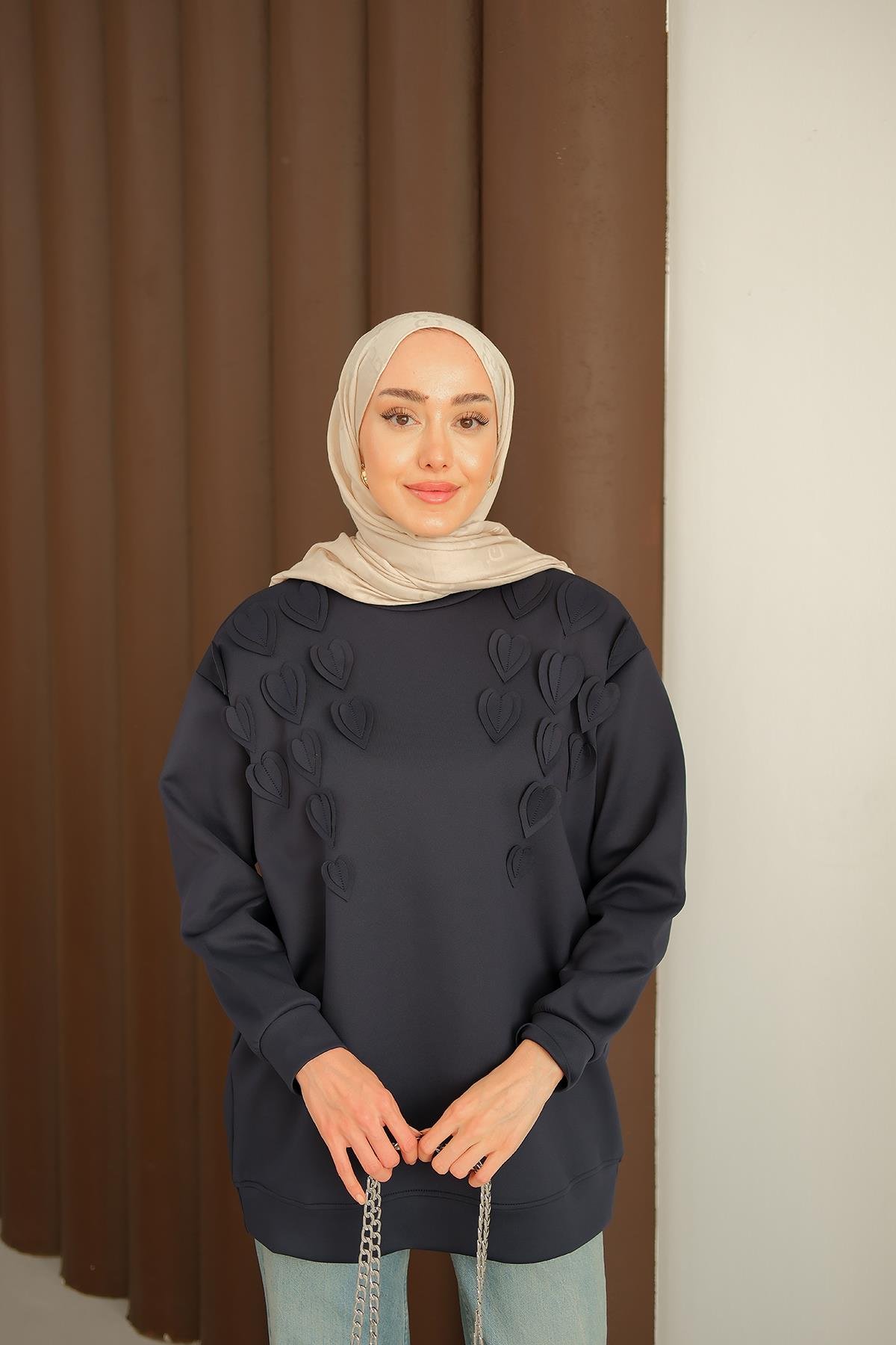 Kalp Detaylı Tunik Lacivert