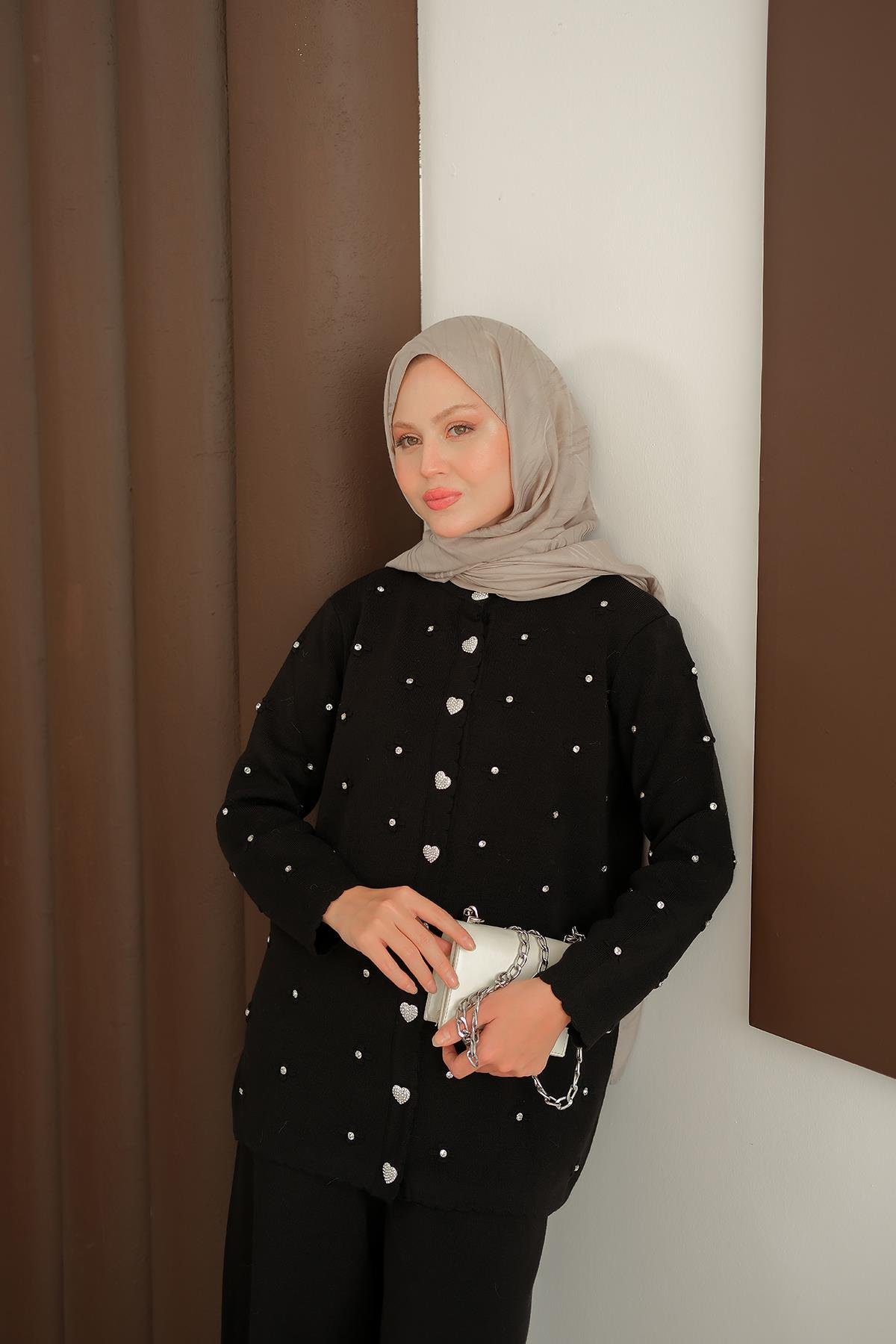 Kalp Düğme Detay Triko Takım Siyah