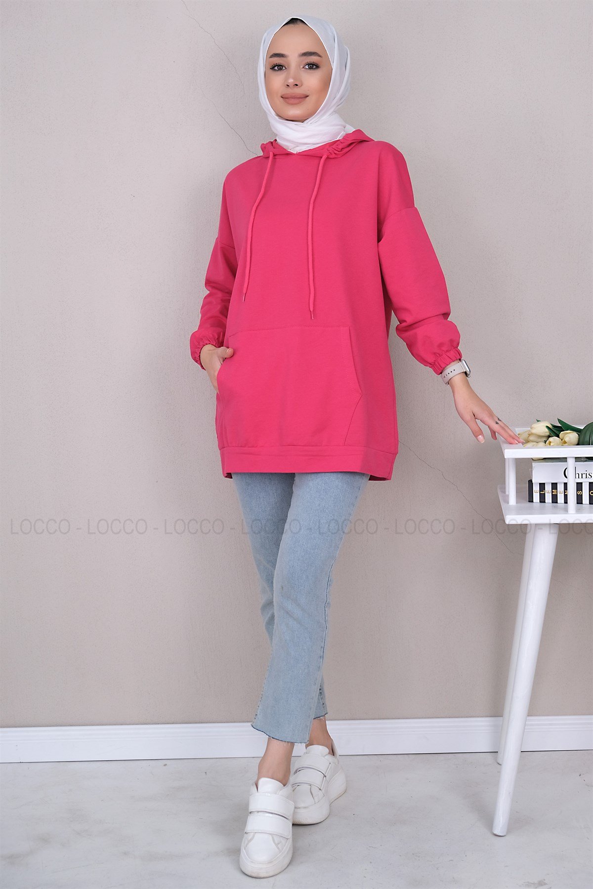 Uygun Fiyatlı KANGURU CEPLI KAPSONLU SWEAT PEMBE | Loccomoda.com 