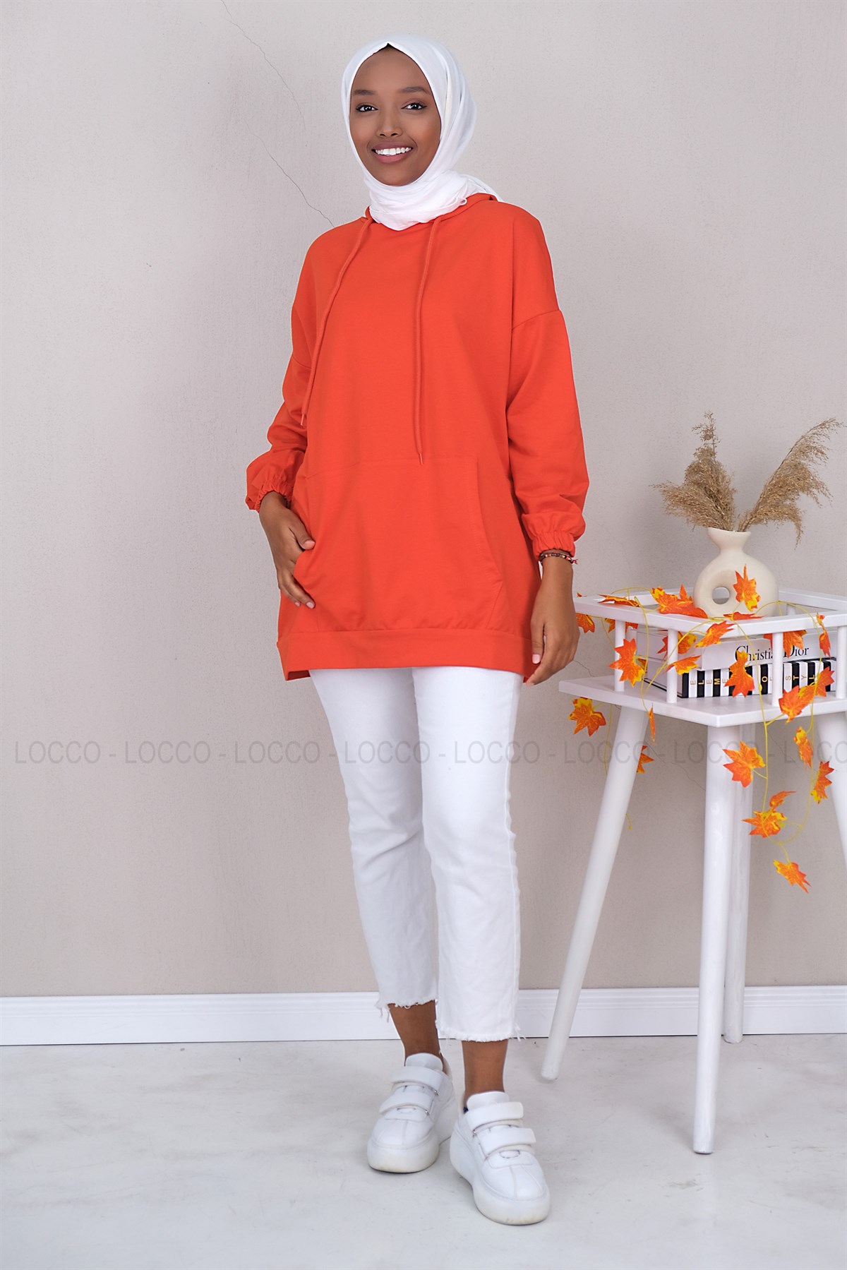 Uygun Fiyatlı KANGURU CEPLI KAPSONLU SWEAT TURUNCU | Loccomoda.com 