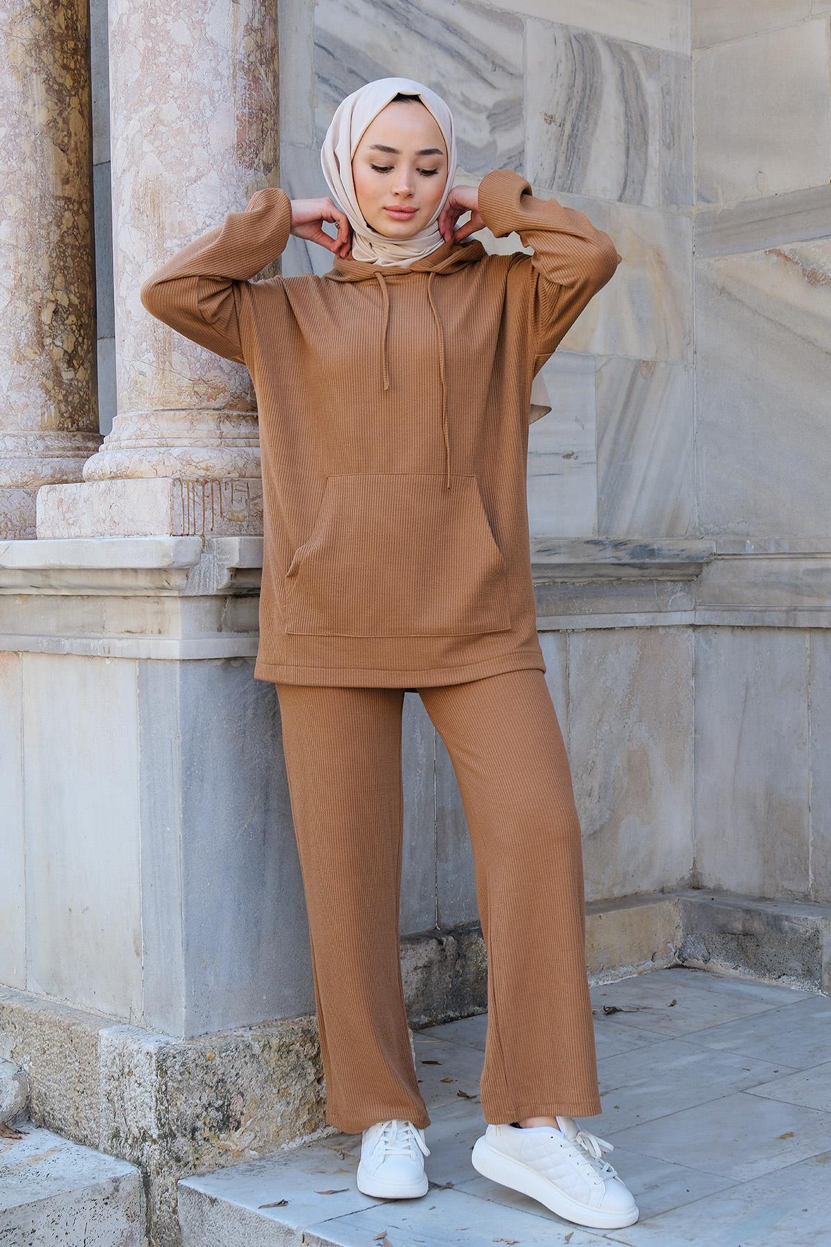 Kapüşonlu Cepli İkili Takım Taba