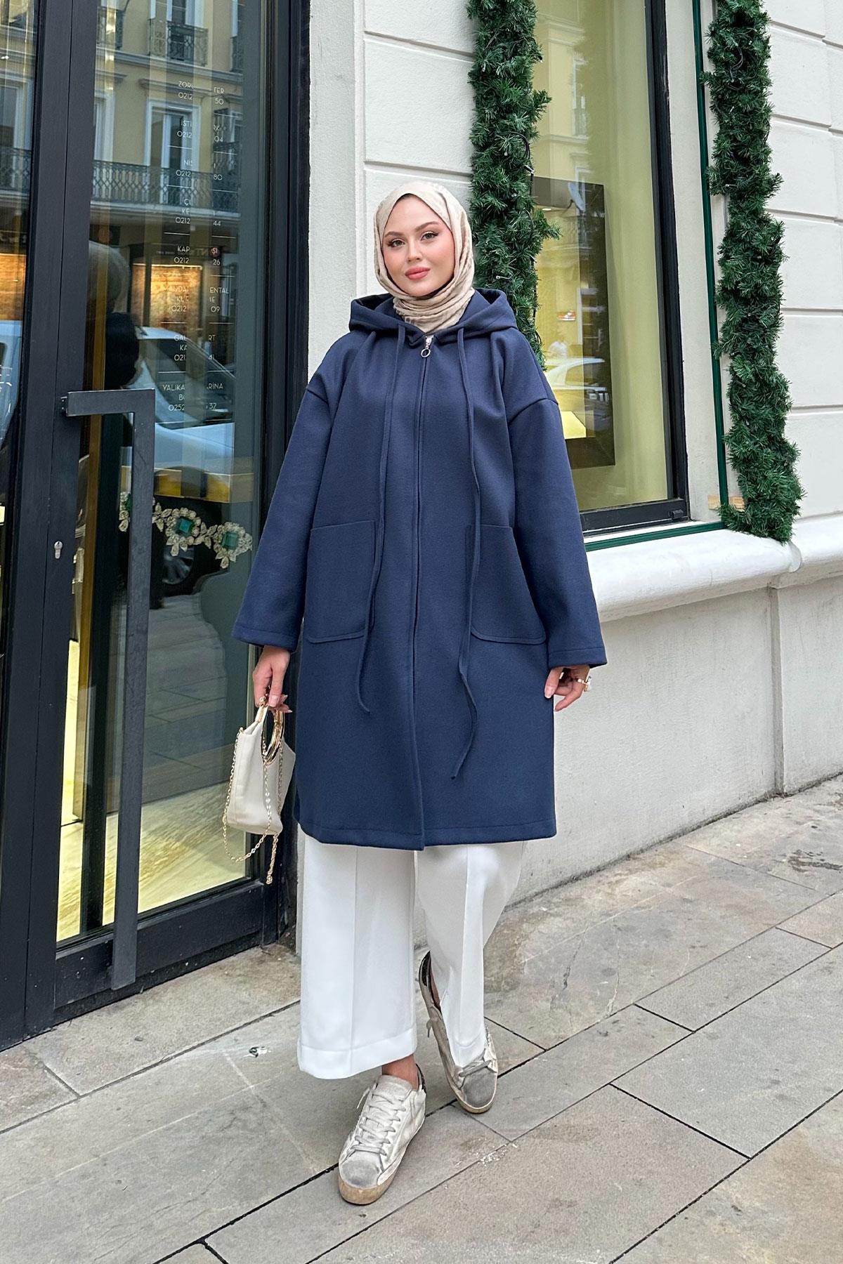 Kapüşonlu Fermuarlı Ara Boy Kaşe Mavi