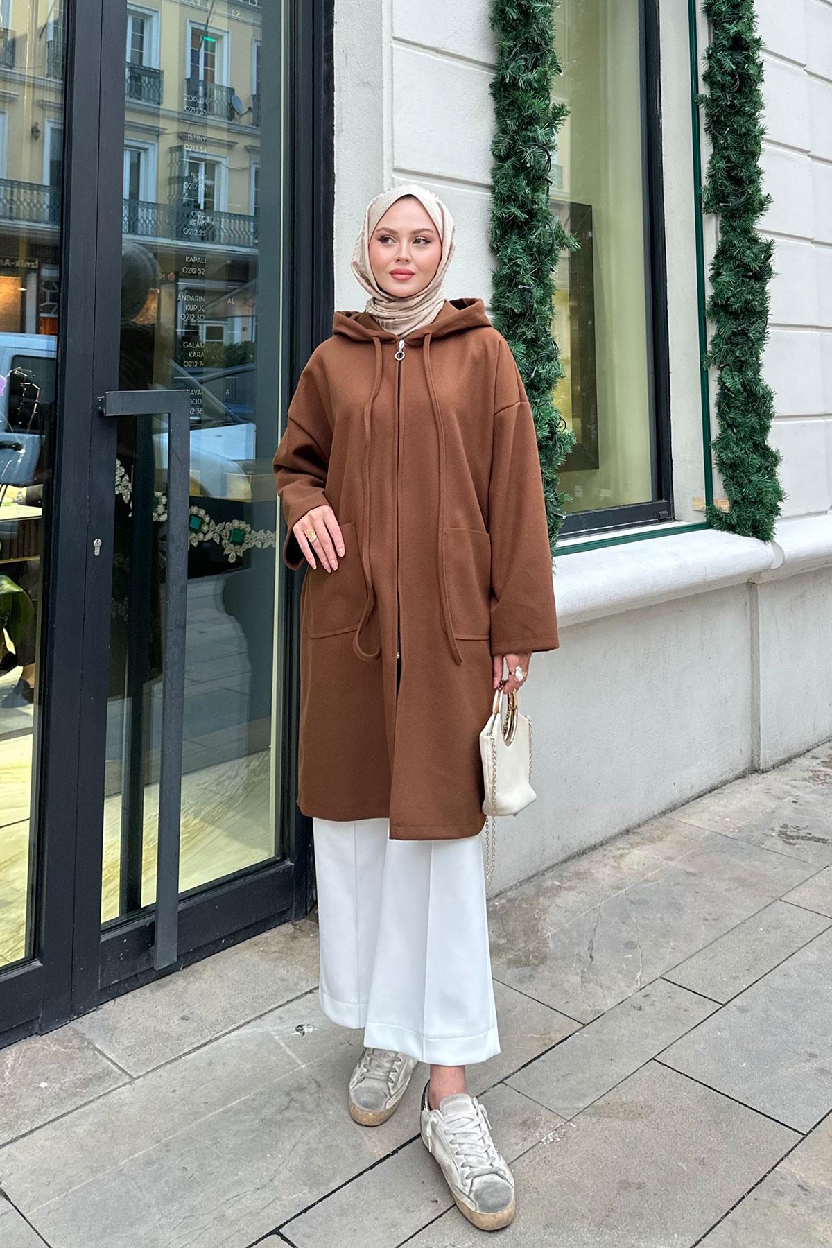 Kapüşonlu Fermuarlı Ara Boy Kaşe Taba