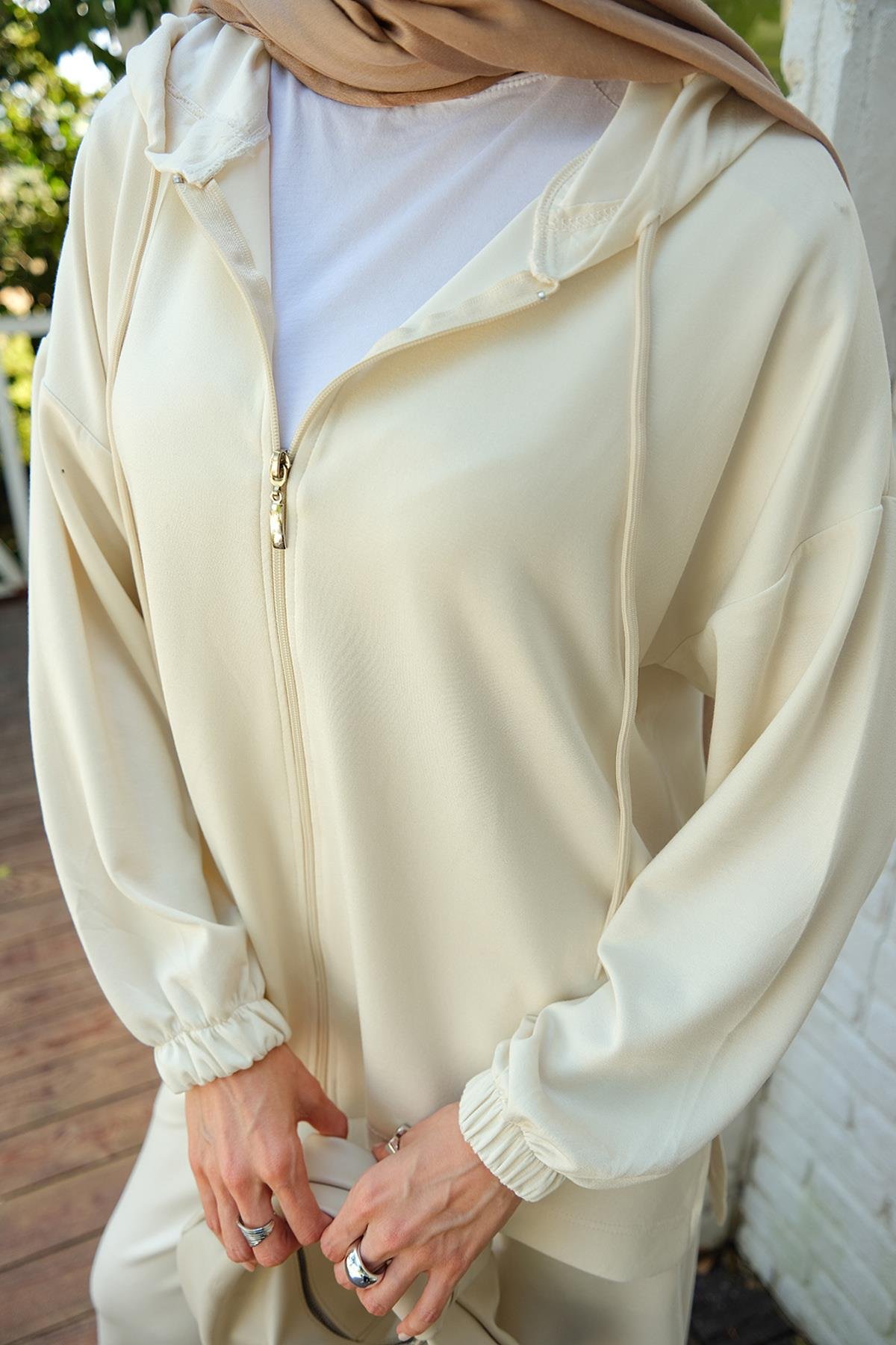 Kapüşonlu İkili Takım Ekru