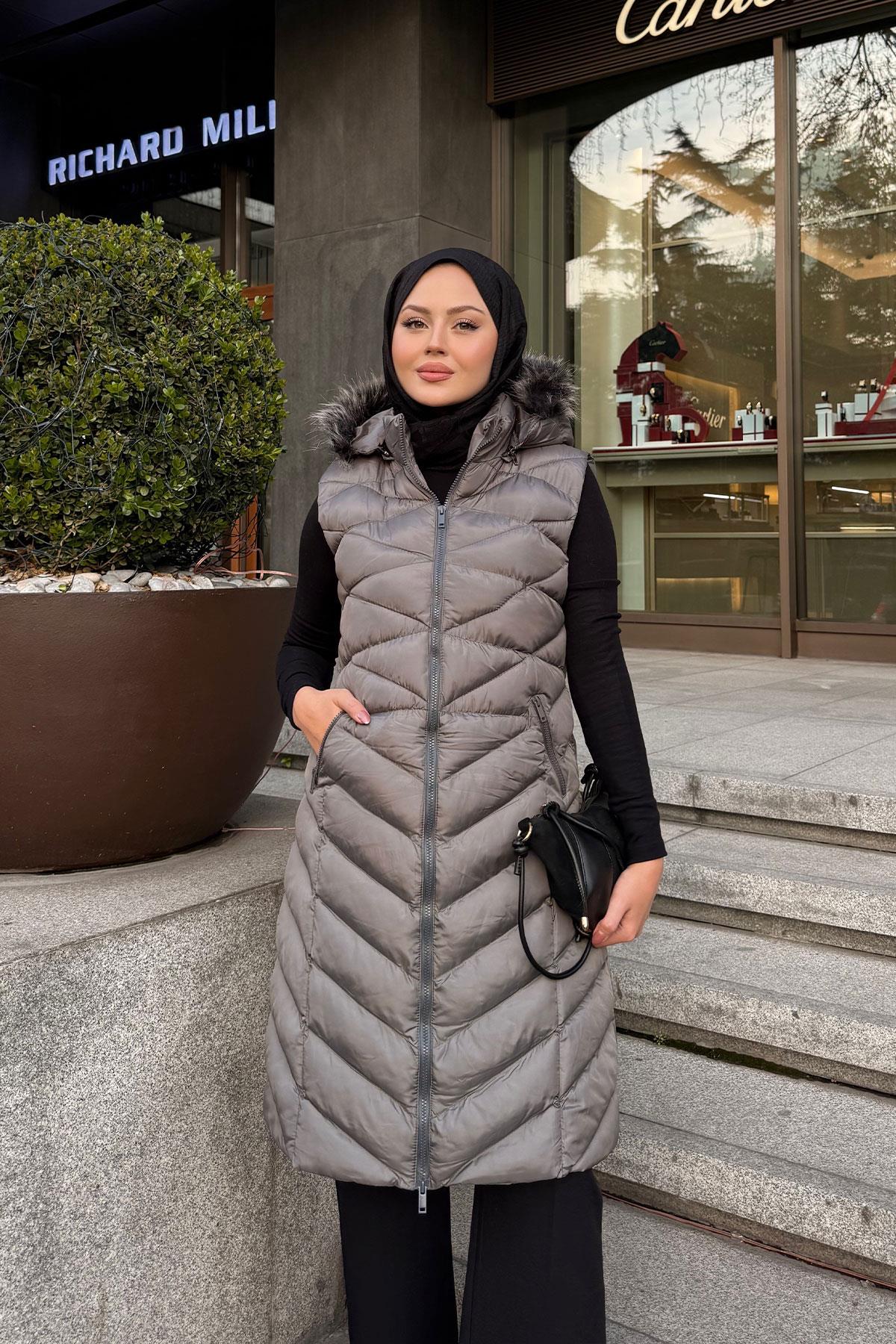 Kapüşonlu Kolsuz Şişme Yelek Gri