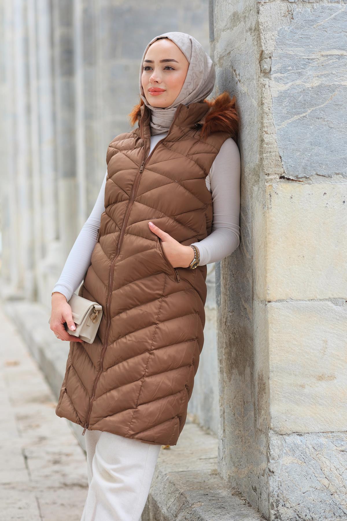 Kapüşonlu Kolsuz Şişme Yelek Taba