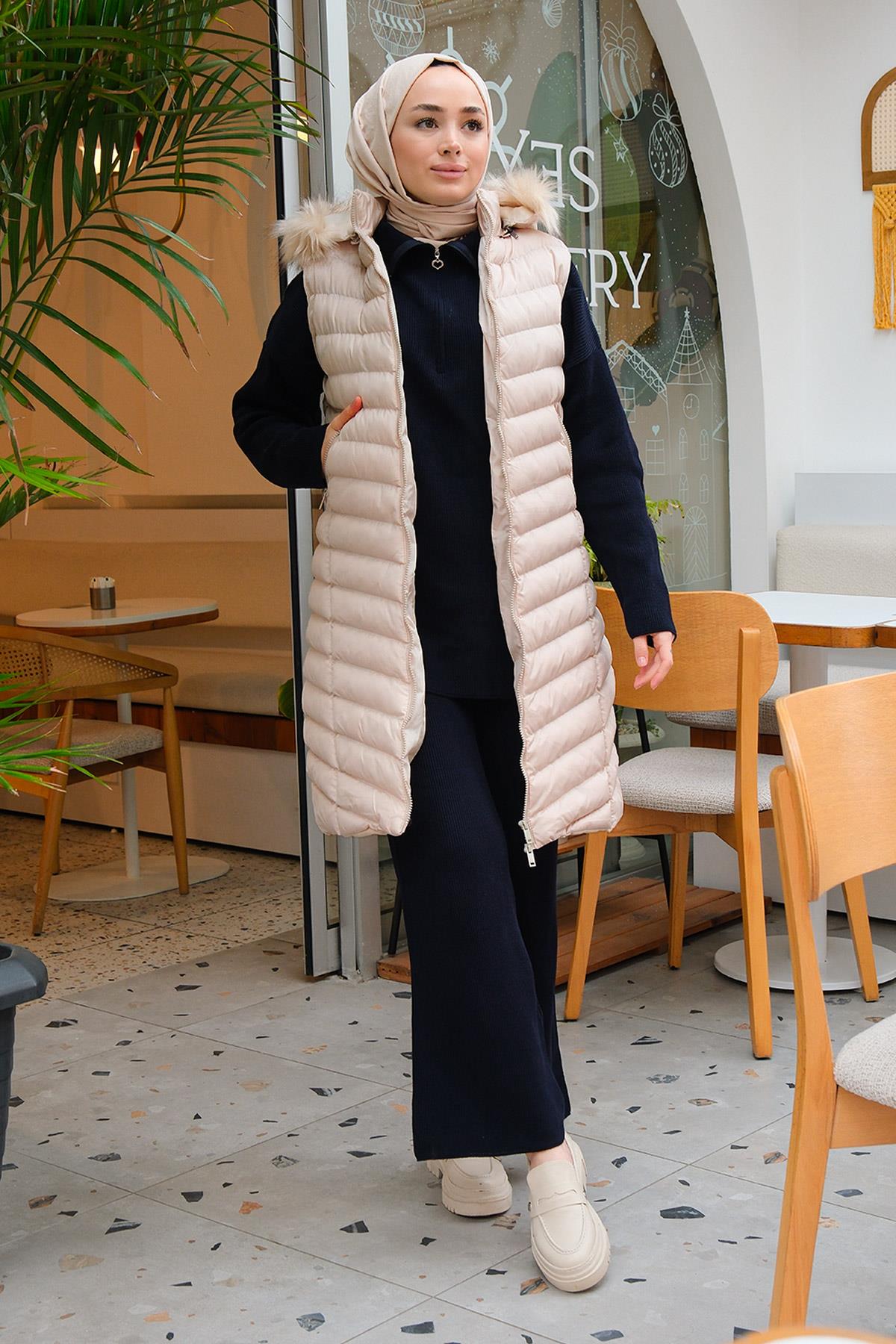 Kapüşonu Çıkarılabilir Cepli Şişme Yelek  Bej