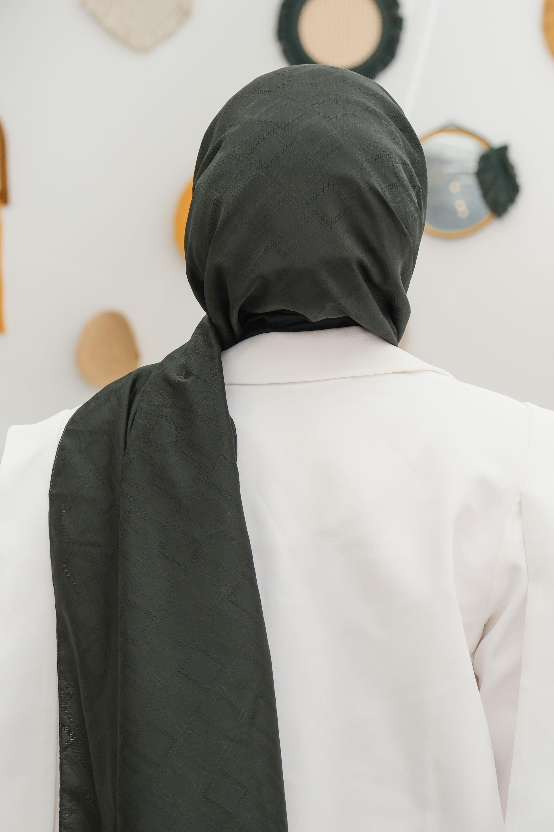 Kare Desen Jakar Şal Zümrüt Yeşil